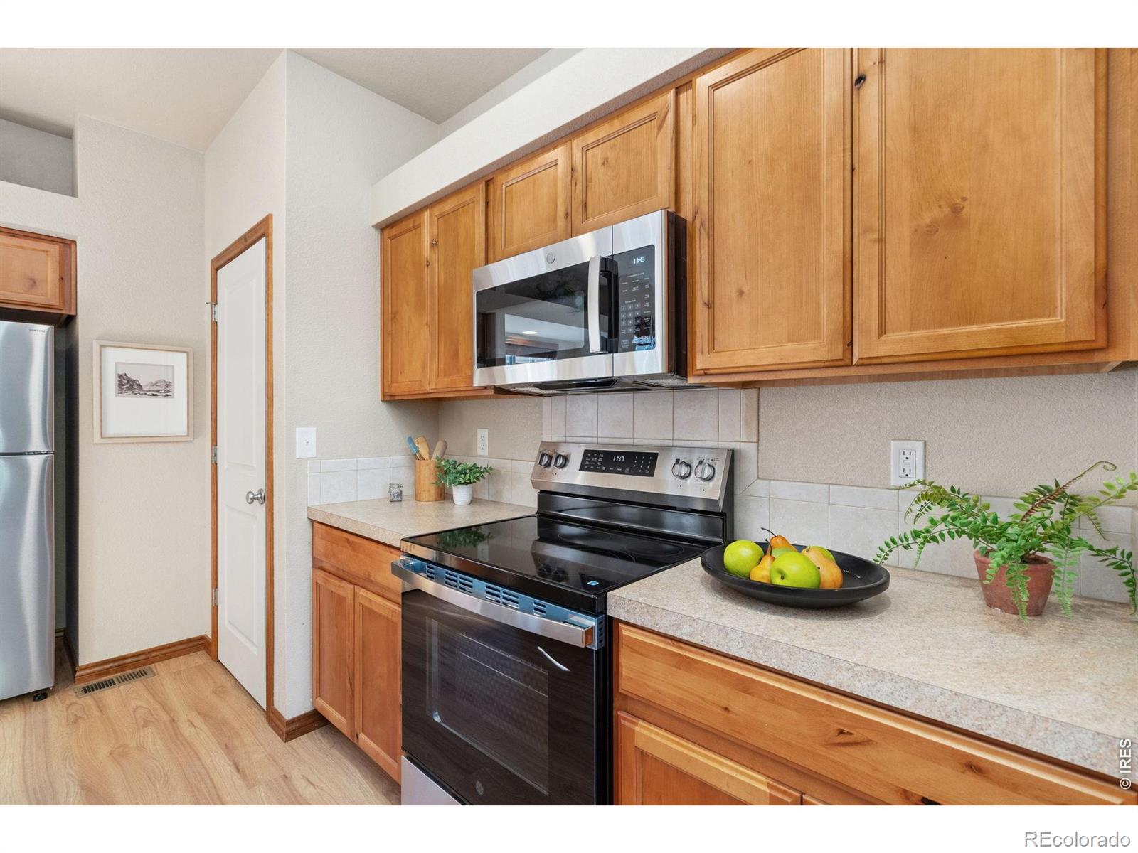 MLS Image #8 for 607  cowan street,fort collins, Colorado