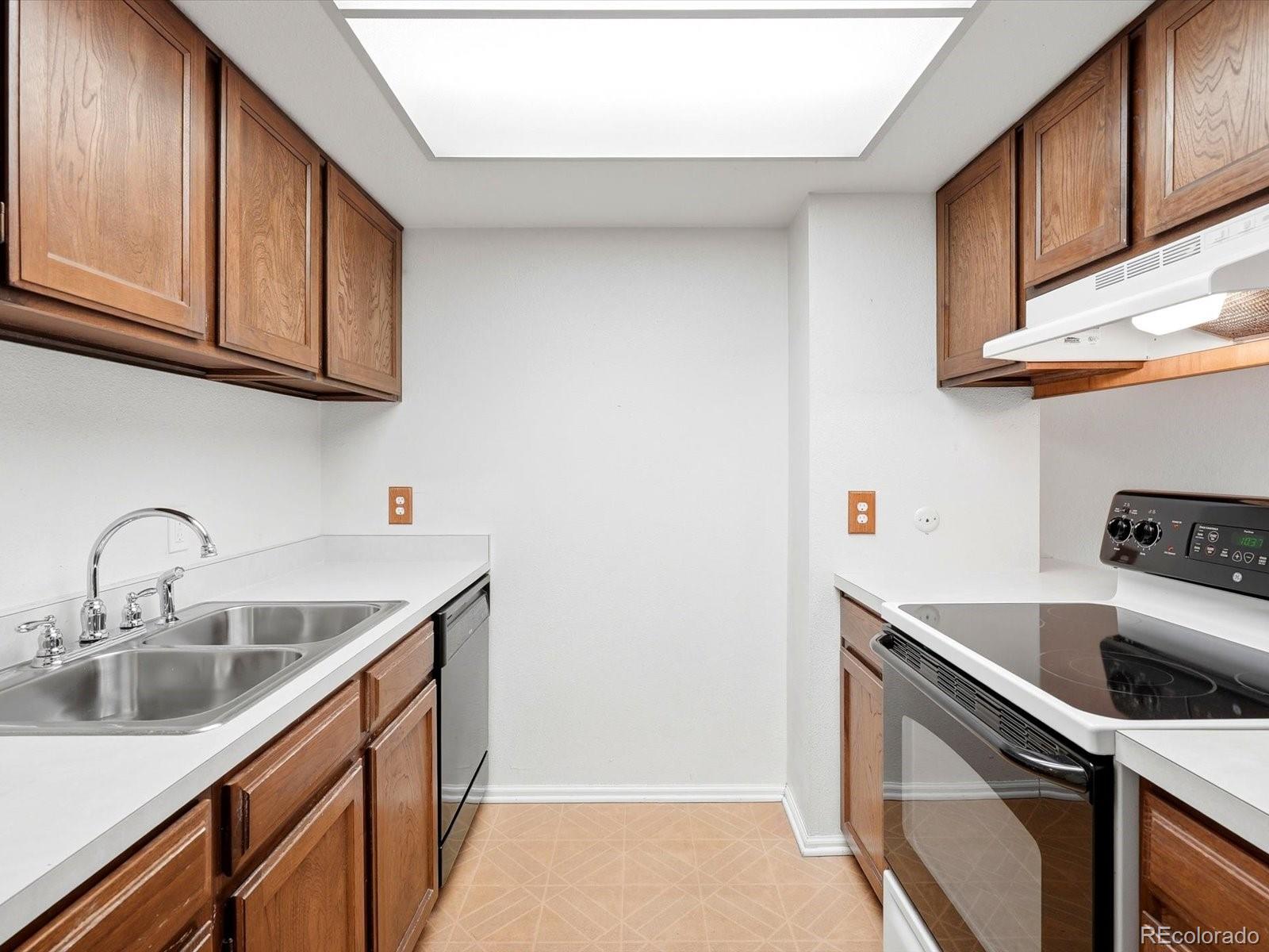 MLS Image #17 for 2758 s kenton court,aurora, Colorado