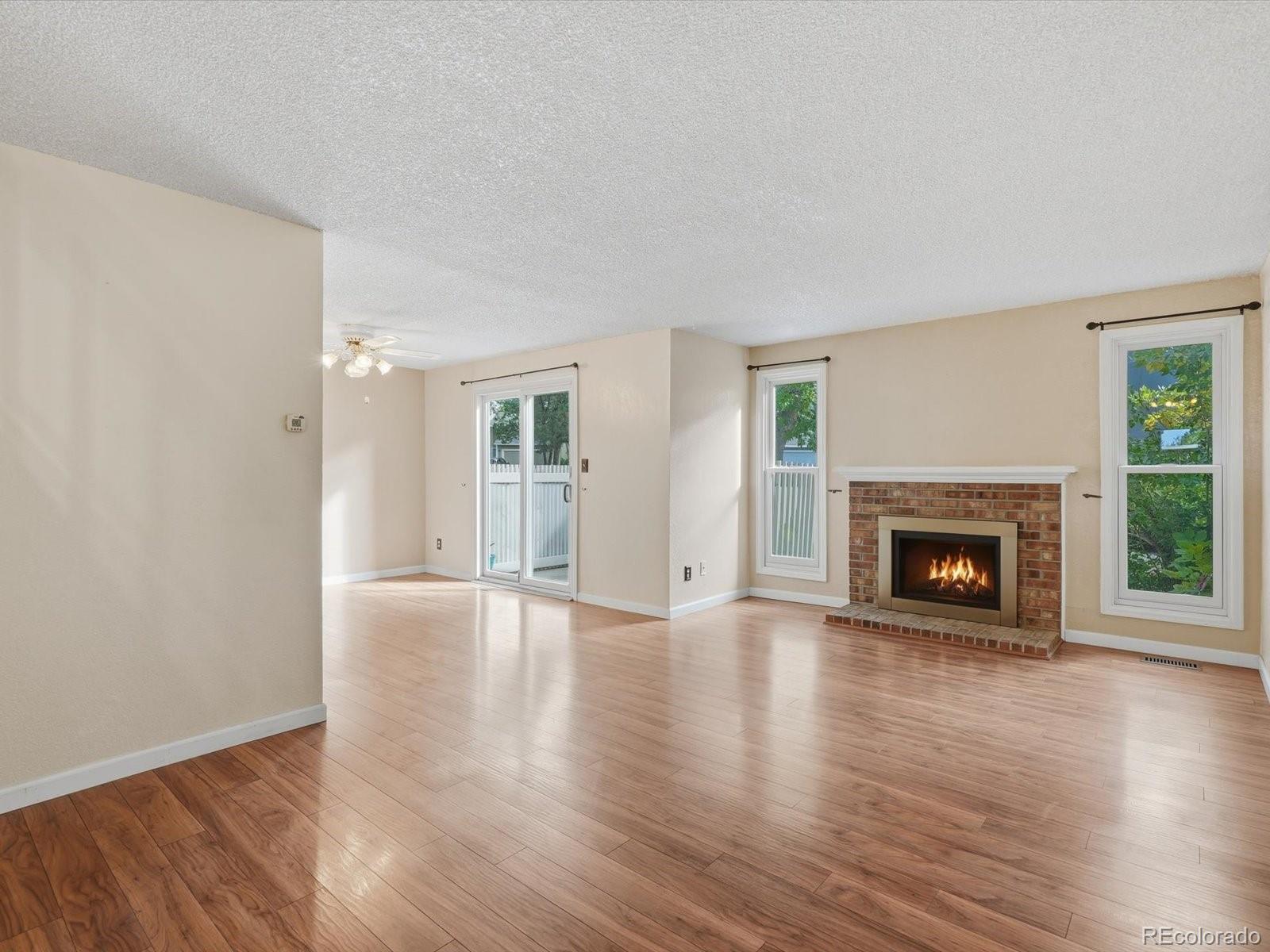 MLS Image #2 for 2758 s kenton court,aurora, Colorado