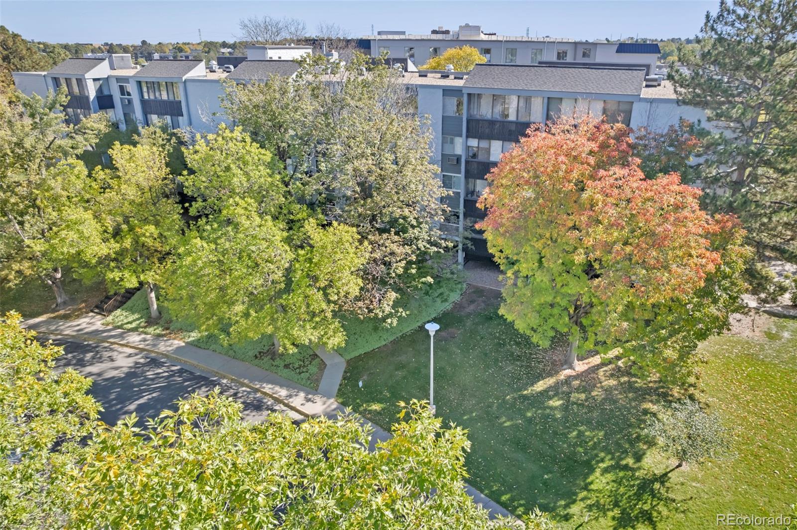 MLS Image #33 for 3470 s poplar street,denver, Colorado