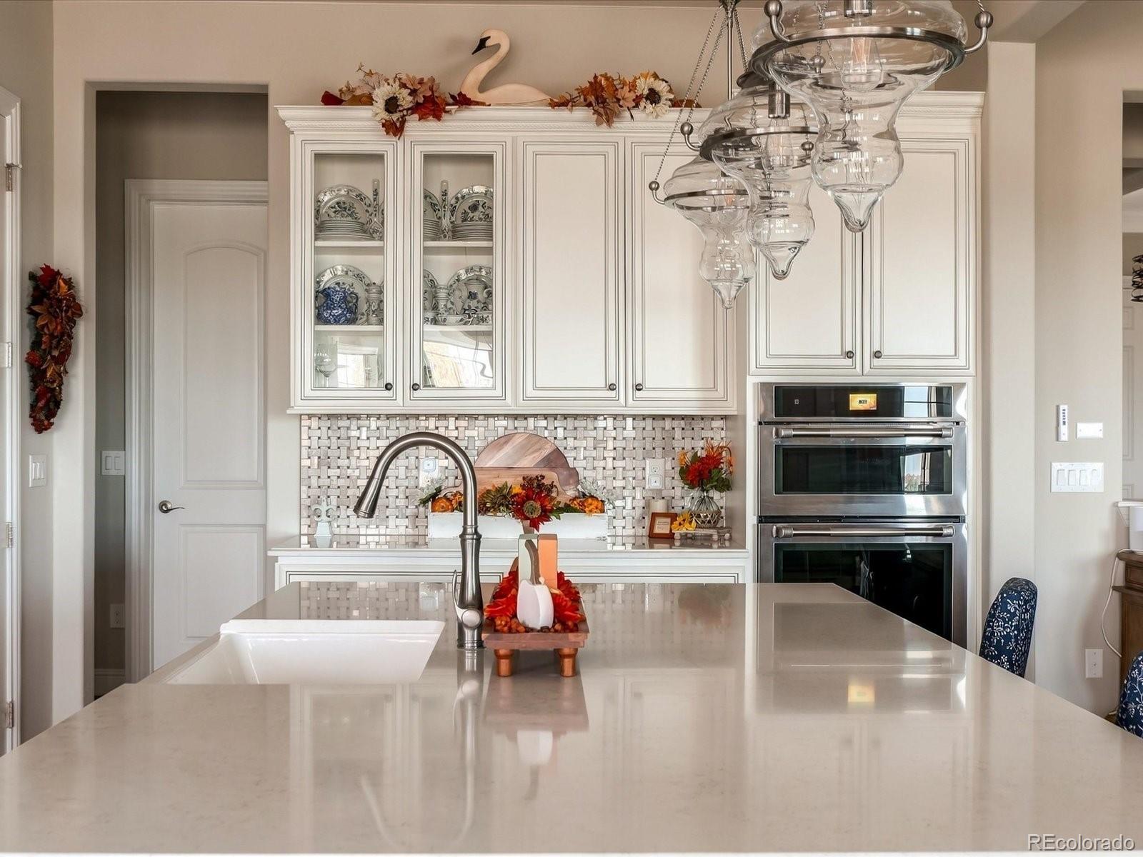 MLS Image #11 for 22699 e eads circle,aurora, Colorado