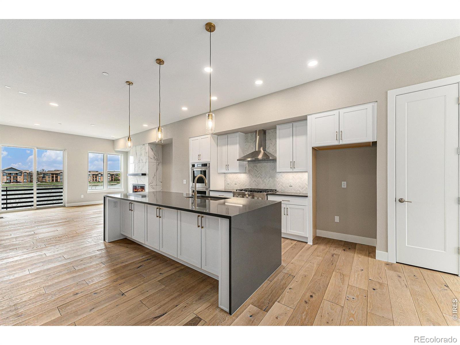 MLS Image #10 for 2323  lakeshore lane,superior, Colorado