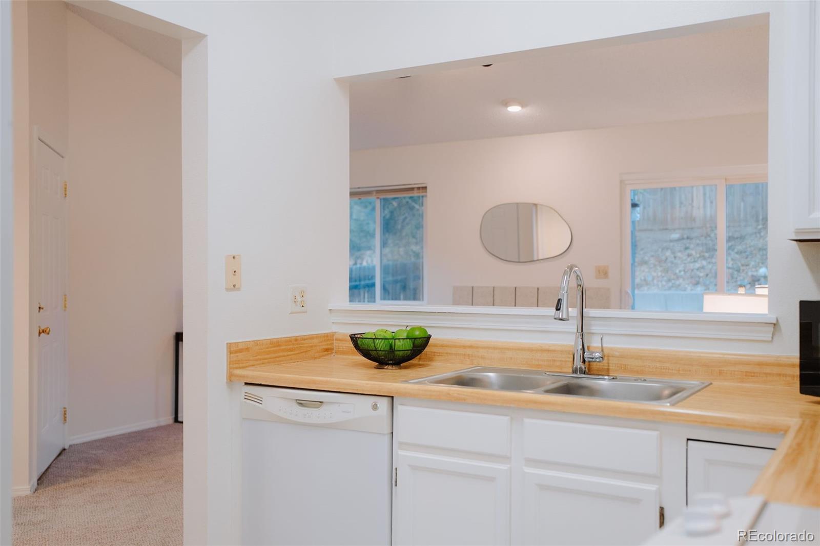 MLS Image #11 for 6430  lonsdale drive,colorado springs, Colorado