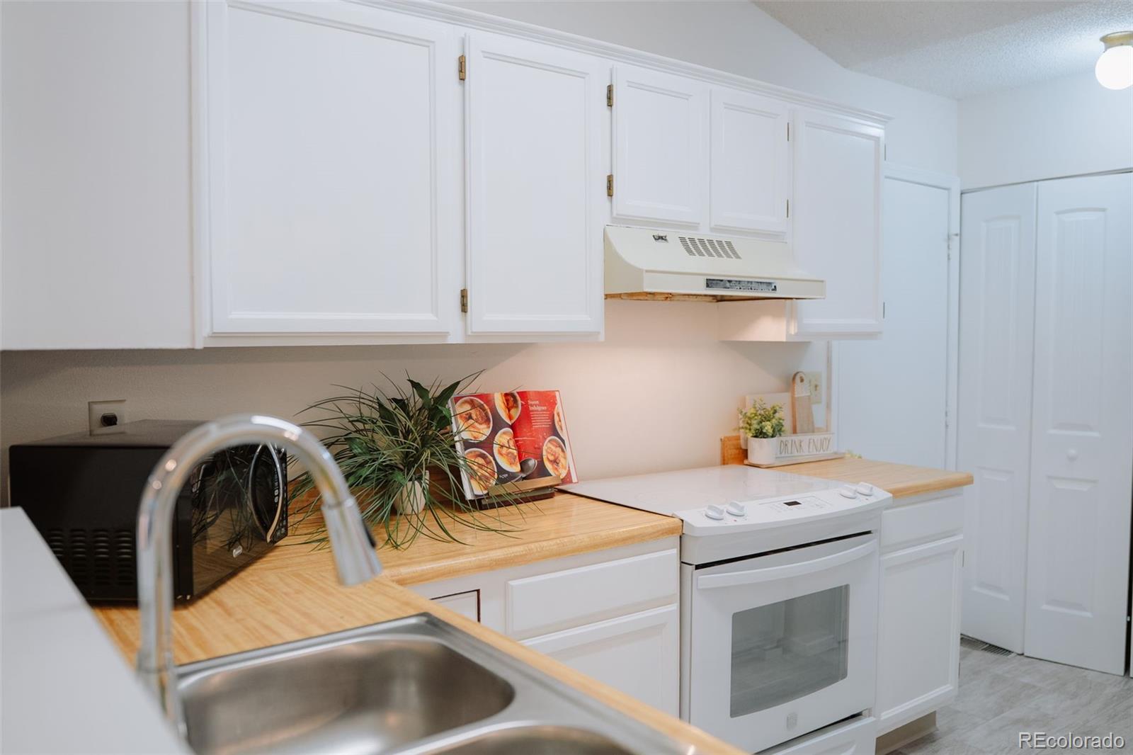 MLS Image #13 for 6430  lonsdale drive,colorado springs, Colorado
