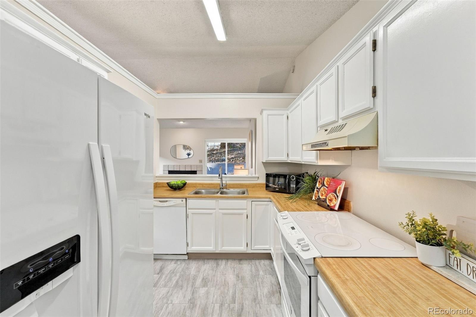 MLS Image #15 for 6430  lonsdale drive,colorado springs, Colorado