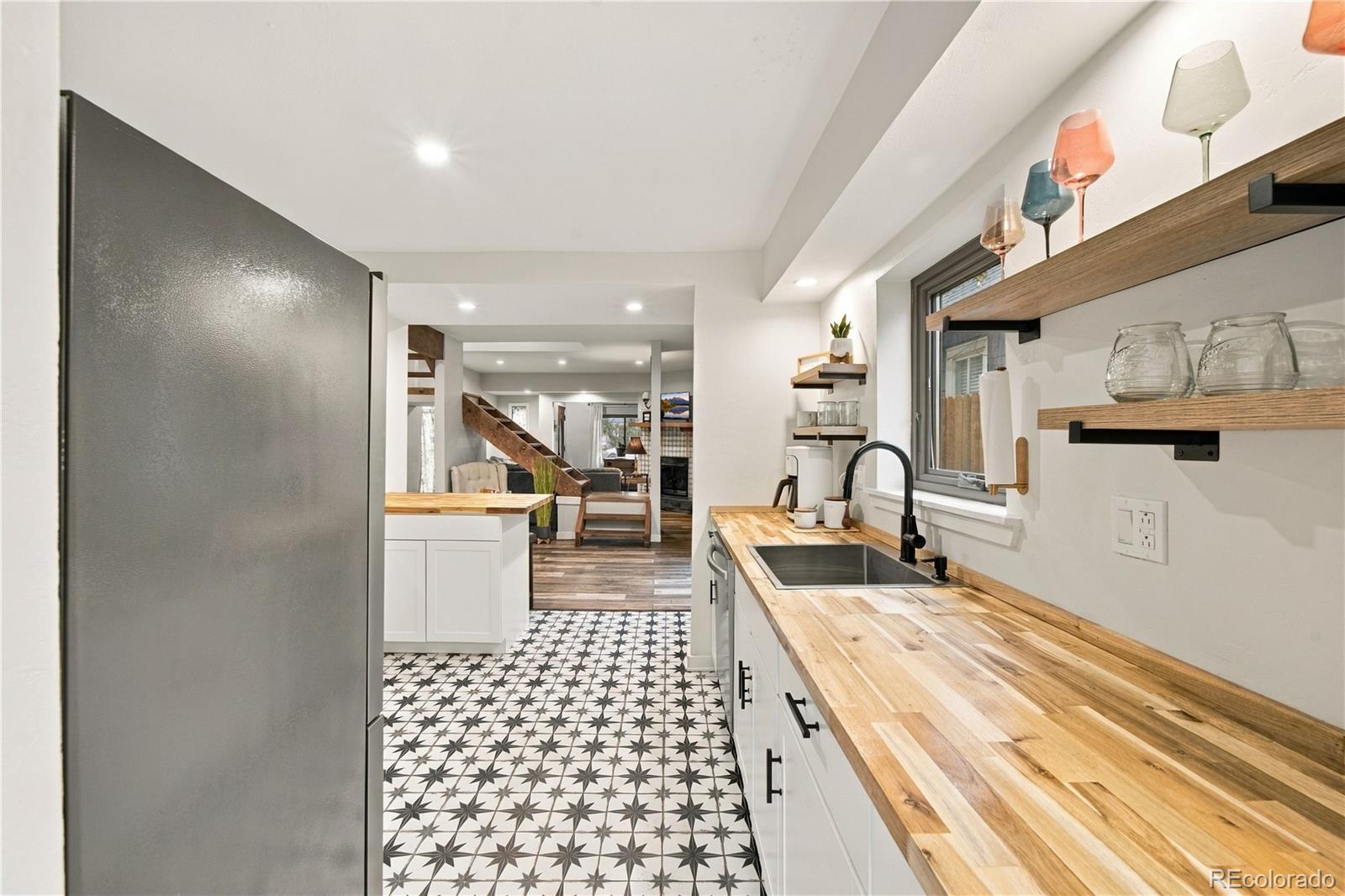 MLS Image #22 for 217  jackson street,pueblo, Colorado