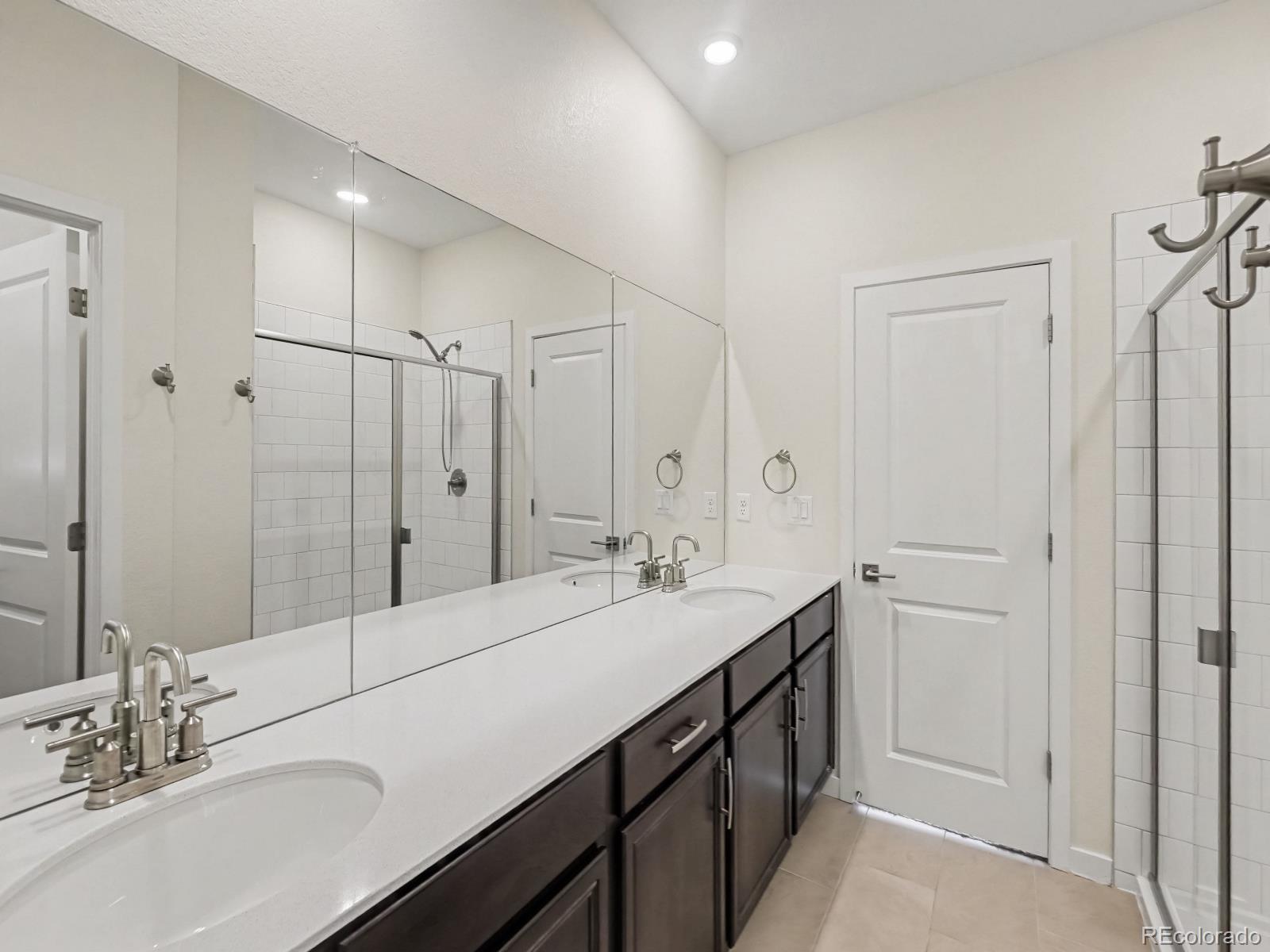 MLS Image #19 for 27662 e 1st avenue,aurora, Colorado