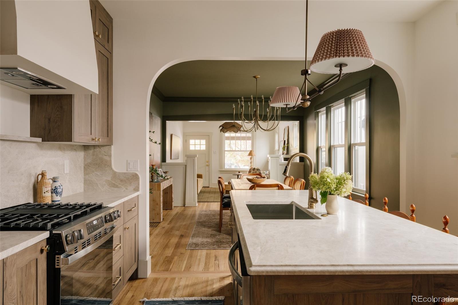 MLS Image #15 for 2305 w 32nd avenue,denver, Colorado