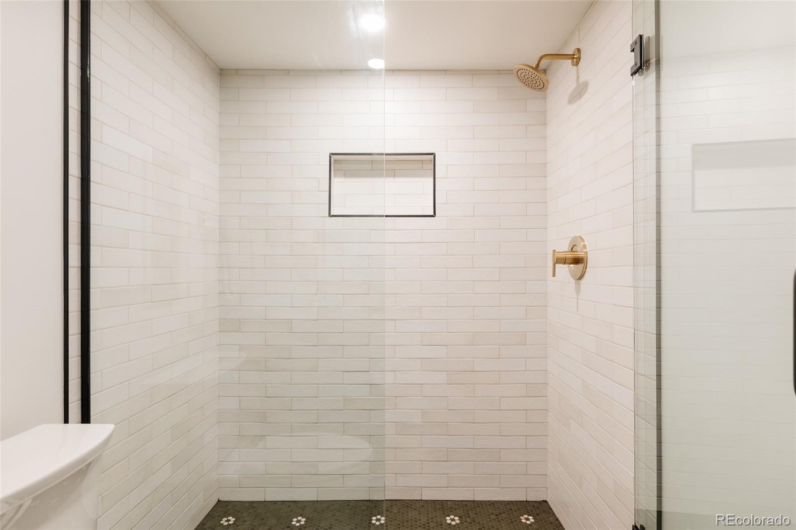 MLS Image #31 for 2305 w 32nd avenue,denver, Colorado