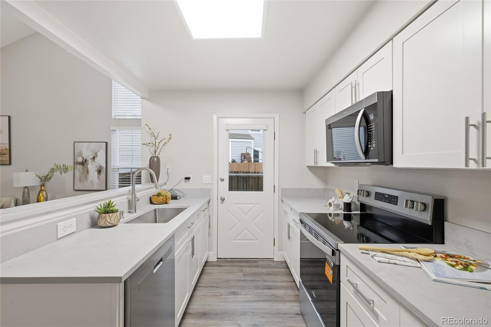 MLS Image #13 for 8333 w 90th place,westminster, Colorado