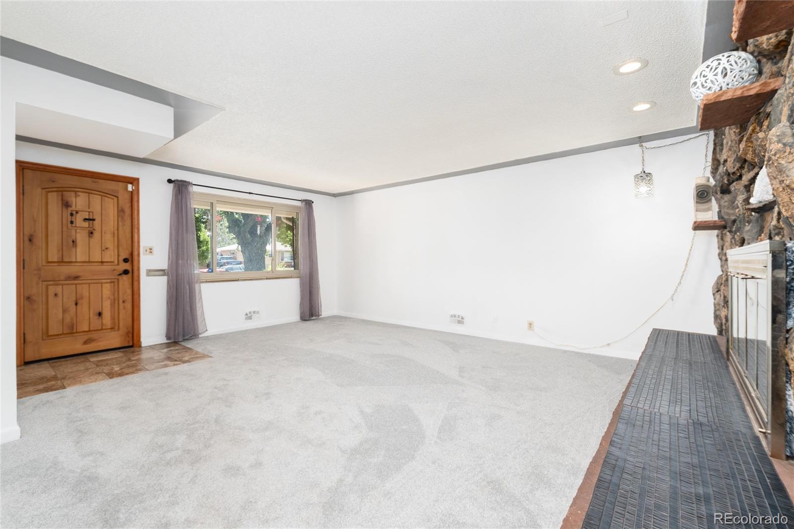 MLS Image #4 for 465 s s eliot street,denver, Colorado