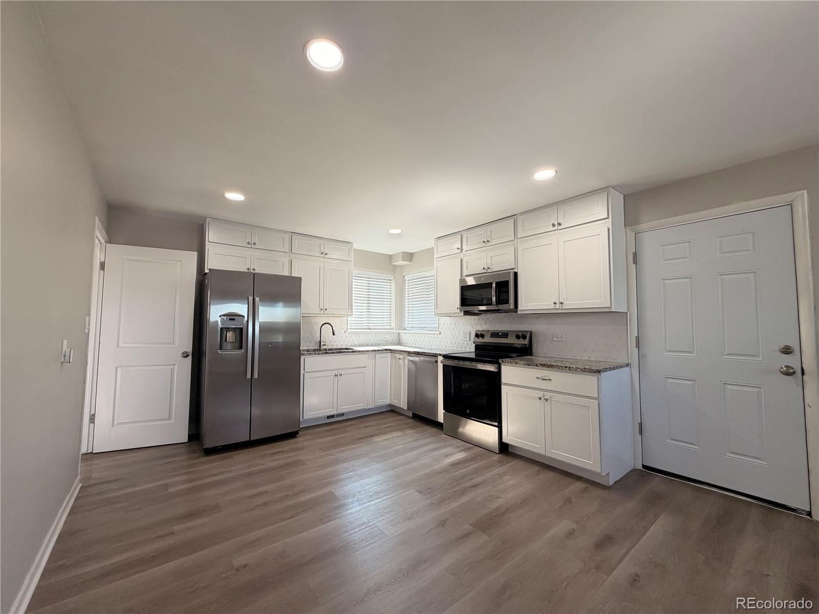 MLS Image #2 for 810 s sheridan boulevard,denver, Colorado