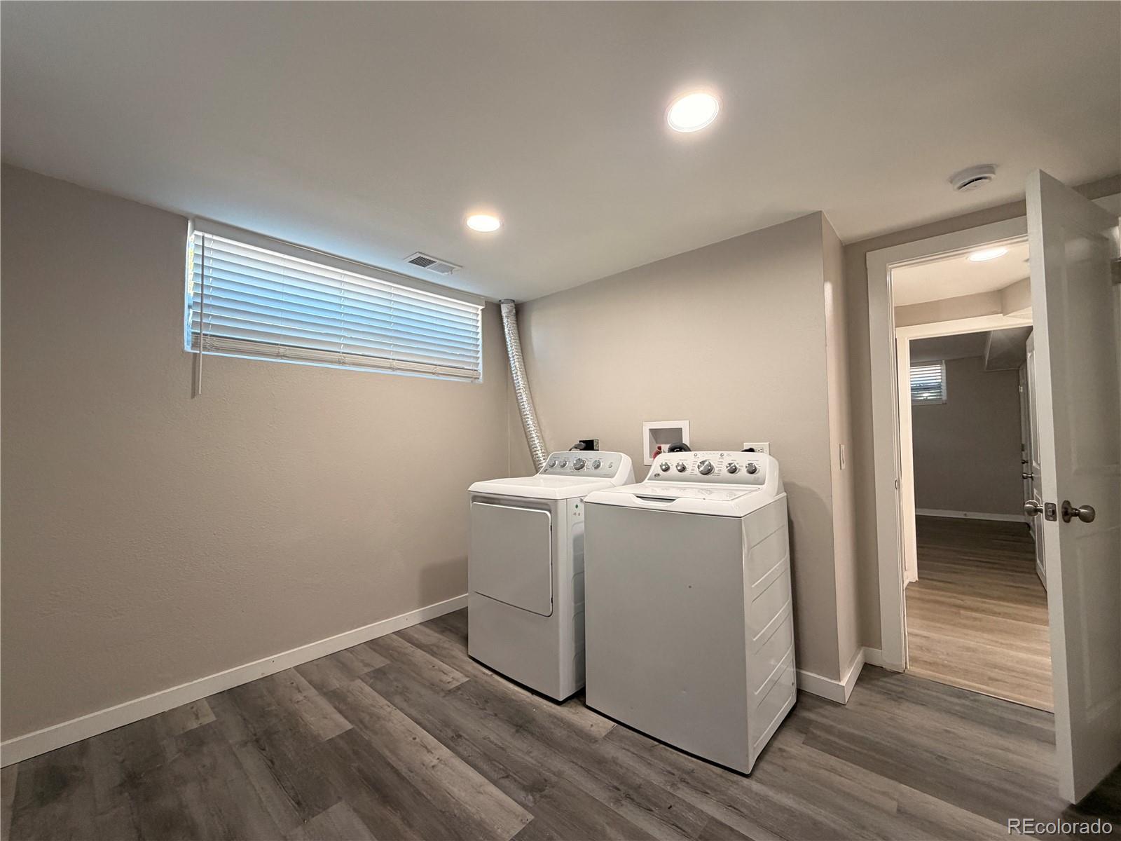 MLS Image #23 for 810 s sheridan boulevard,denver, Colorado