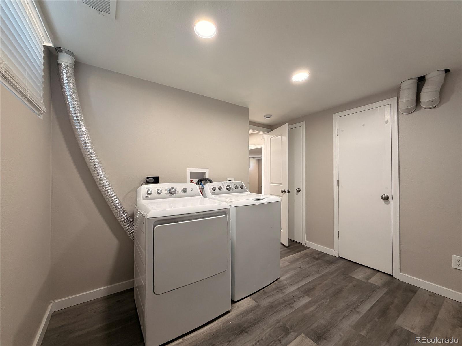 MLS Image #24 for 810 s sheridan boulevard,denver, Colorado