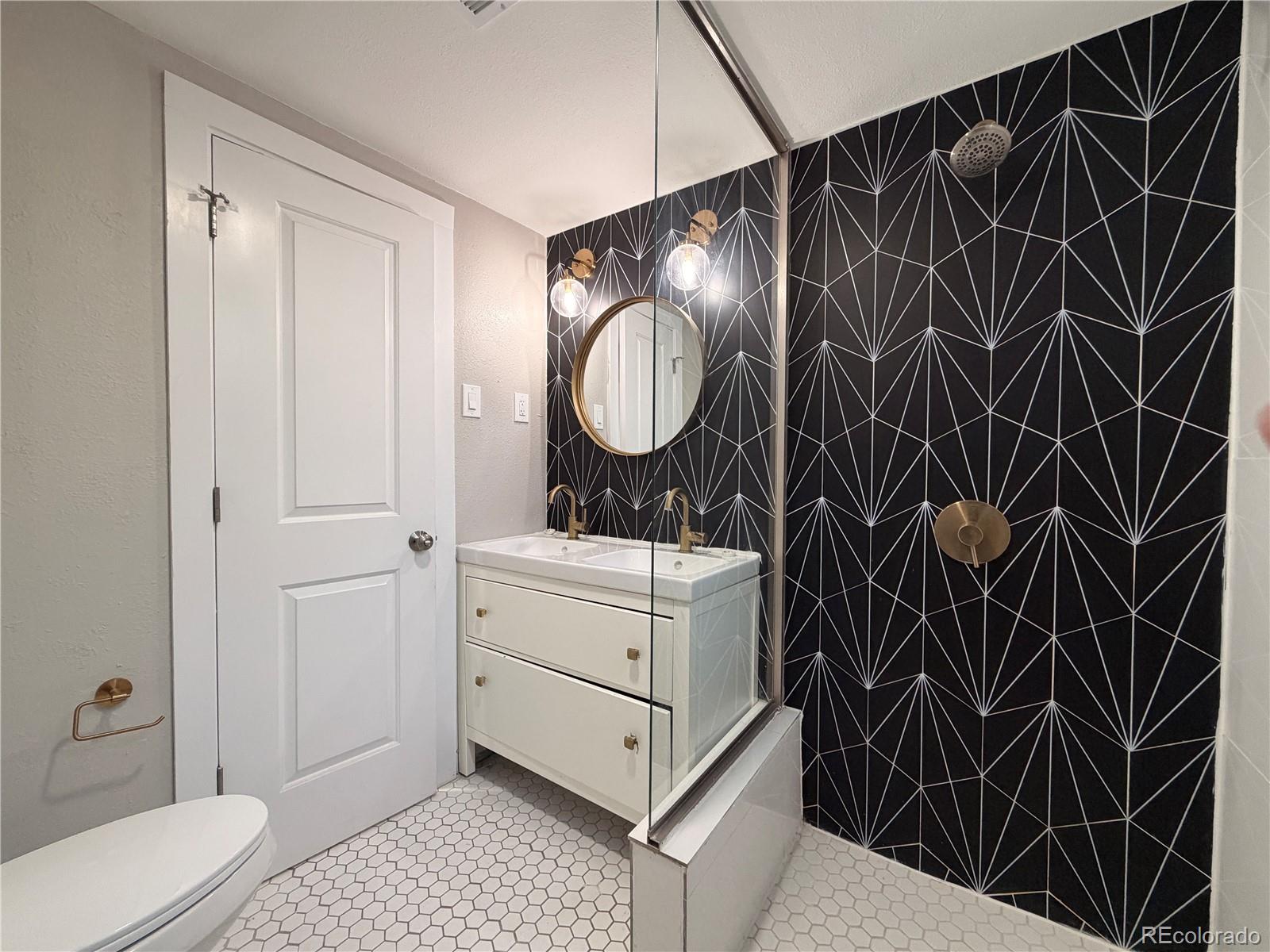 MLS Image #27 for 810 s sheridan boulevard,denver, Colorado