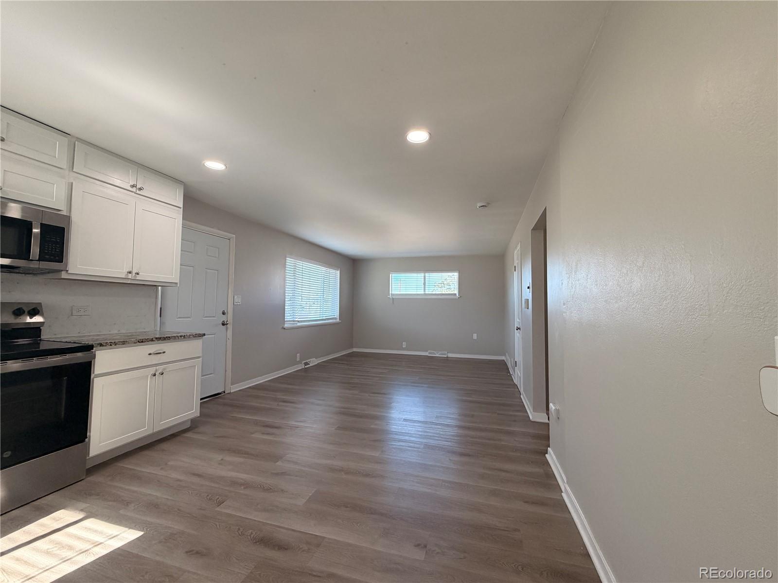 MLS Image #7 for 810 s sheridan boulevard,denver, Colorado