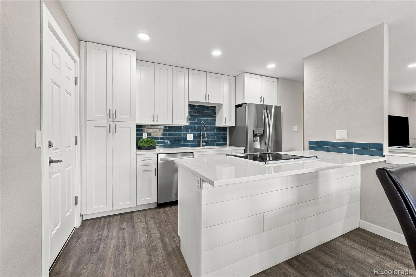 MLS Image #8 for 4630 s akron street,greenwood village, Colorado