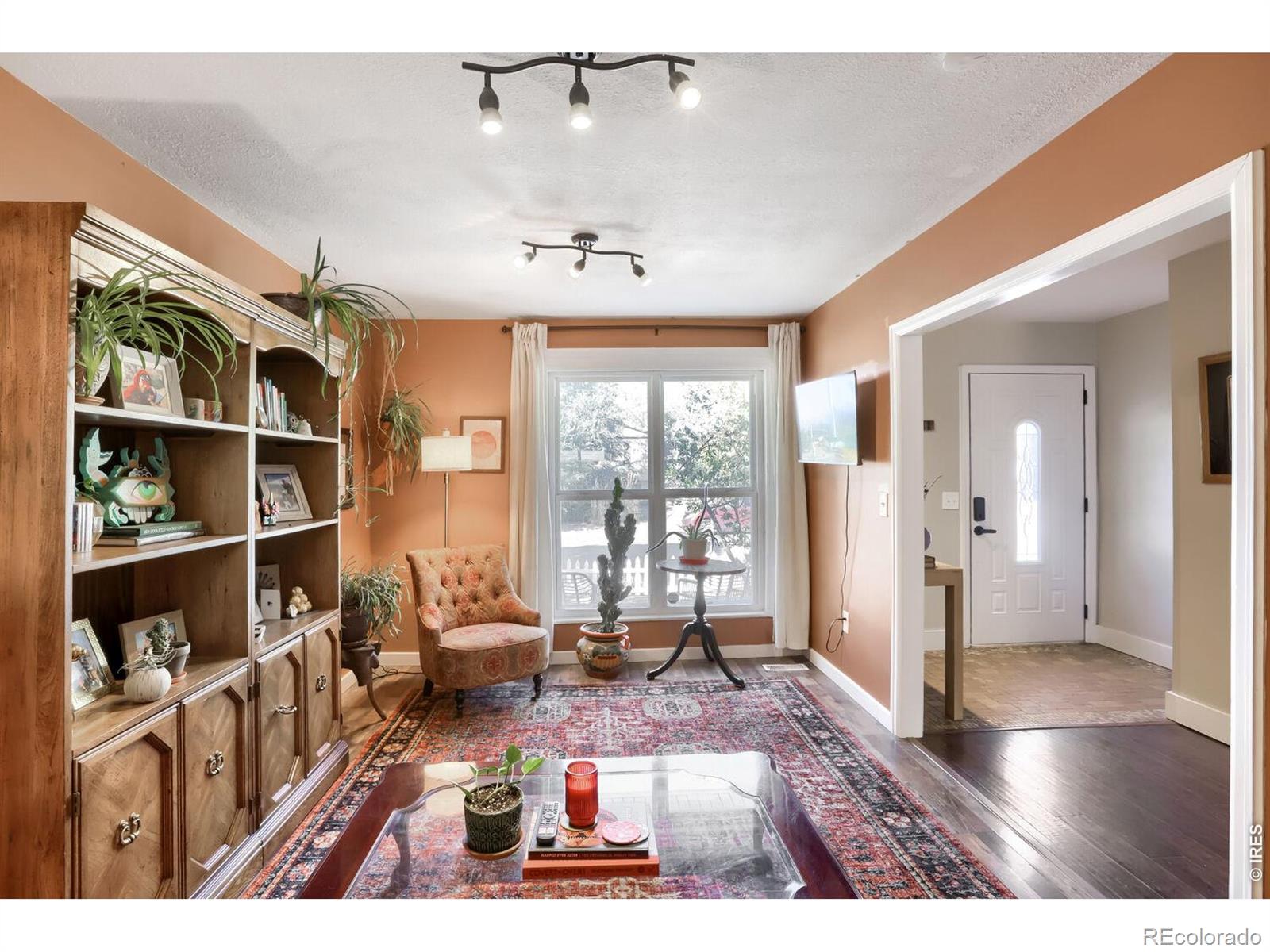 MLS Image #2 for 2102  lincoln street,longmont, Colorado