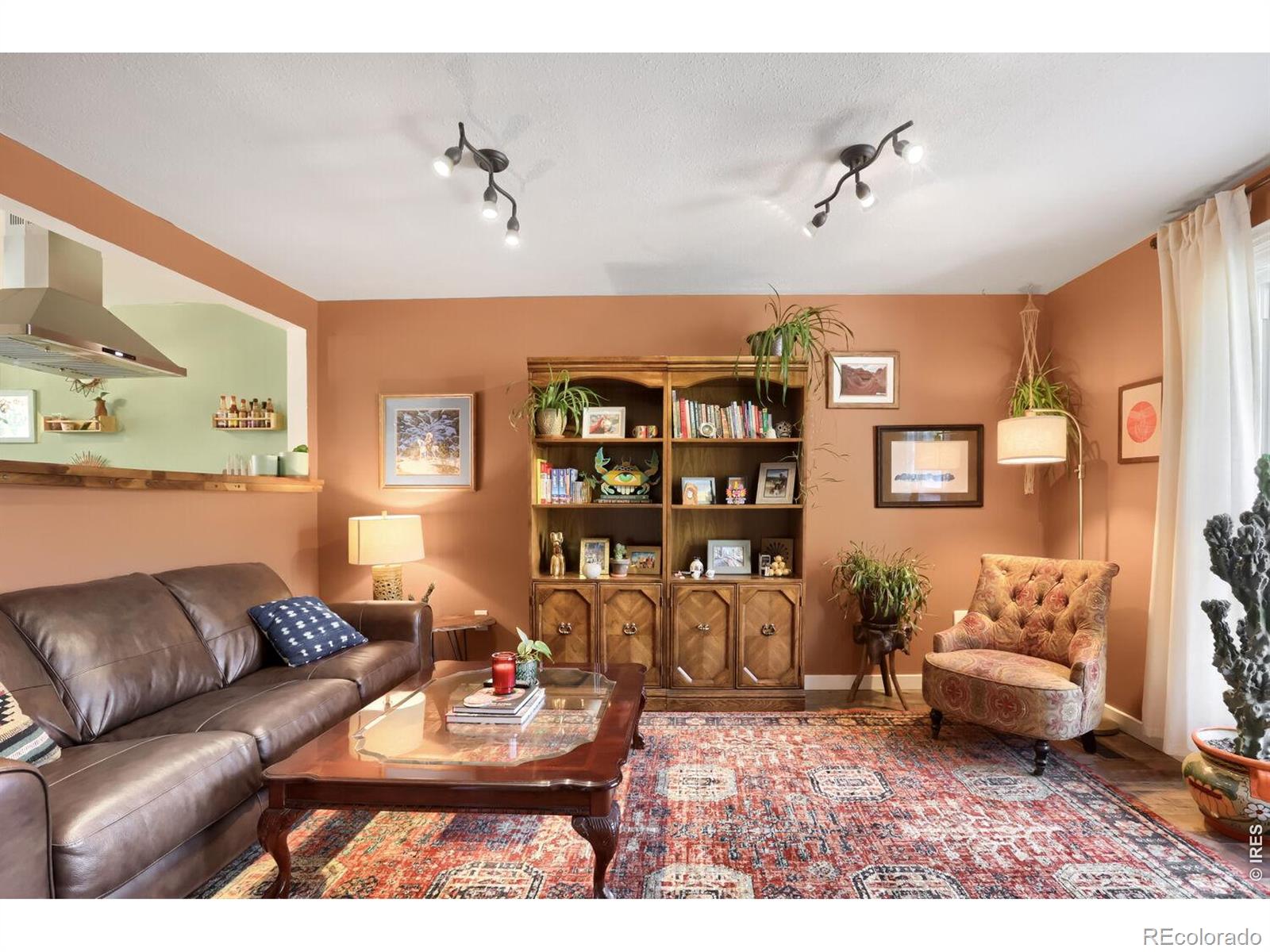MLS Image #3 for 2102  lincoln street,longmont, Colorado