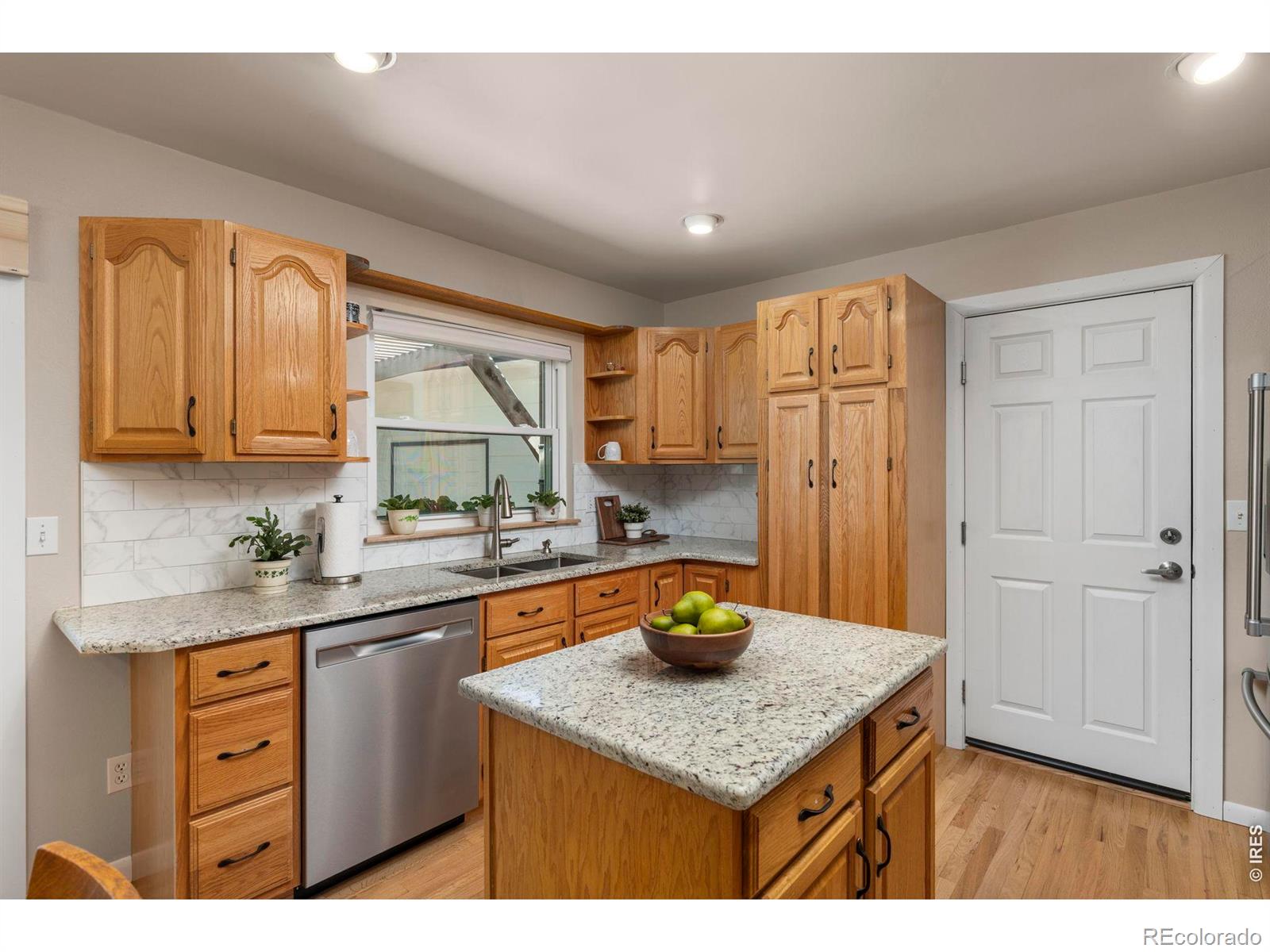 MLS Image #5 for 1221  picardy place,lafayette, Colorado