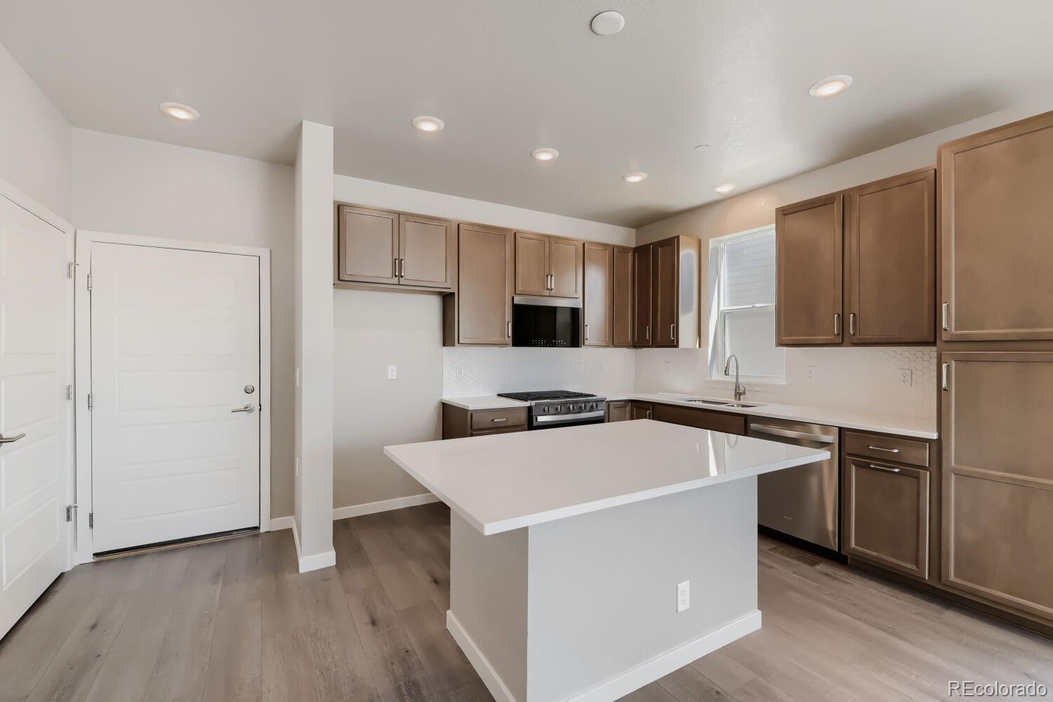 MLS Image #14 for 16565  peak street,broomfield, Colorado