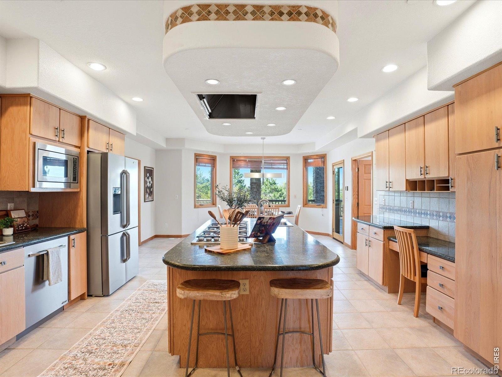 MLS Image #11 for 7705  crestview drive,longmont, Colorado