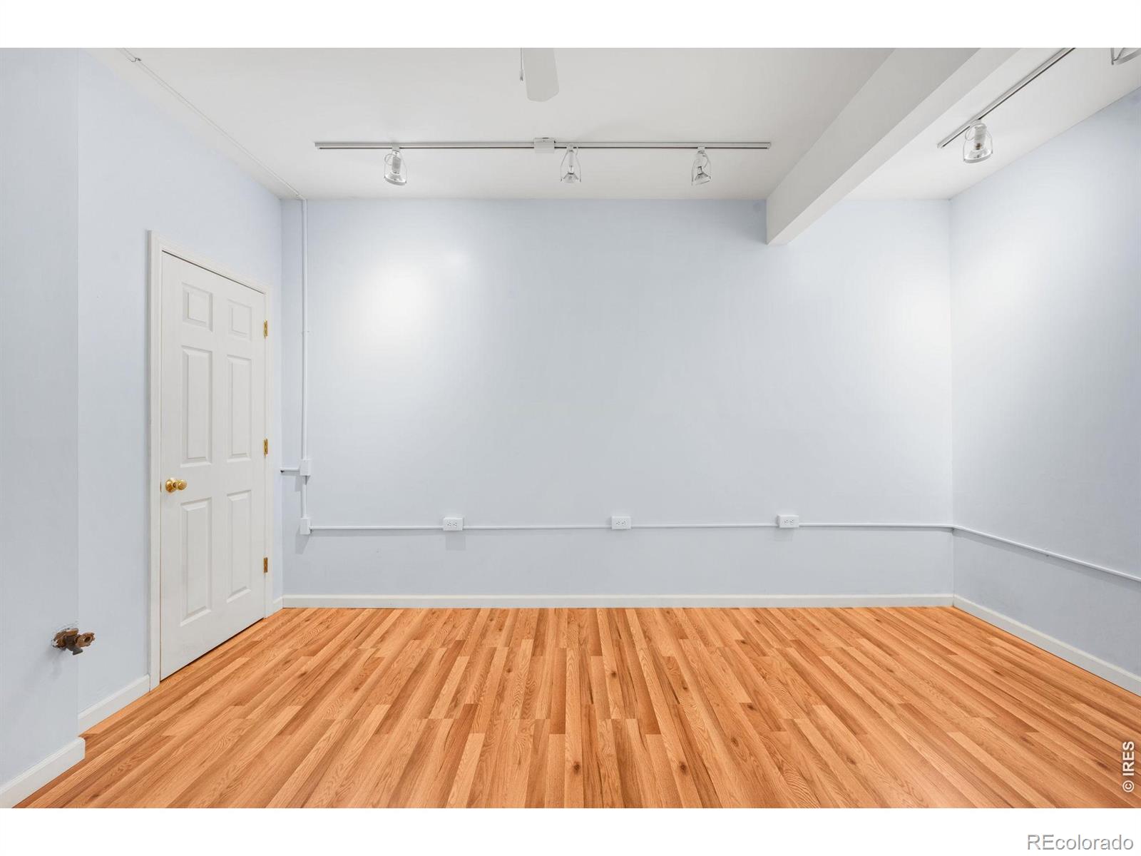MLS Image #14 for 2205  beeler street 104,denver, Colorado