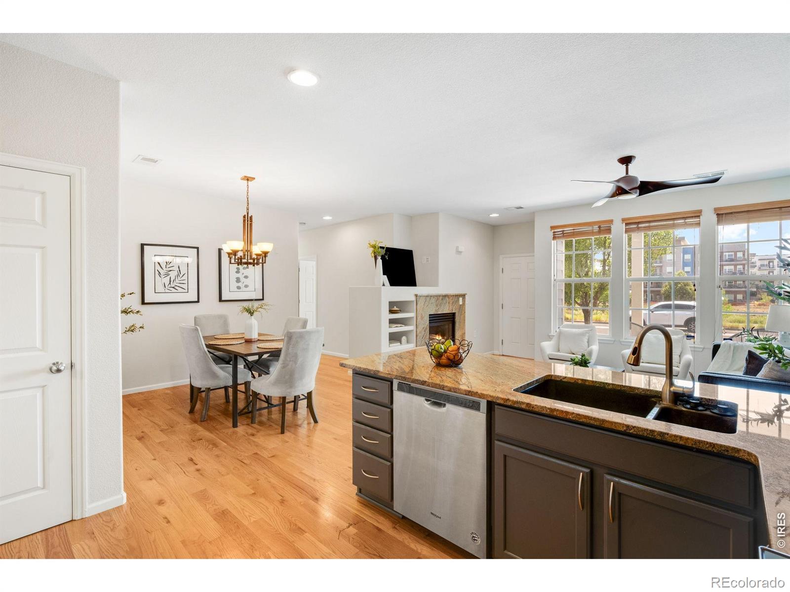MLS Image #6 for 2205  beeler street 104,denver, Colorado