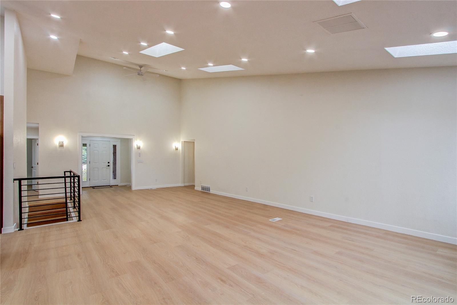 MLS Image #11 for 1715  daphne street,broomfield, Colorado