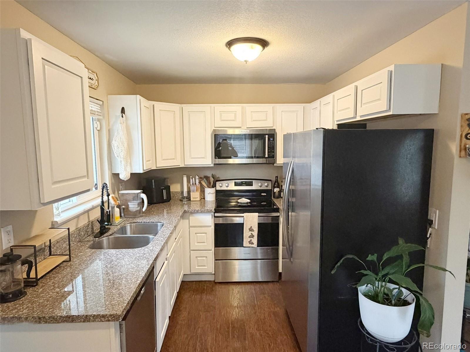 MLS Image #5 for 1954  saratoga drive,colorado springs, Colorado