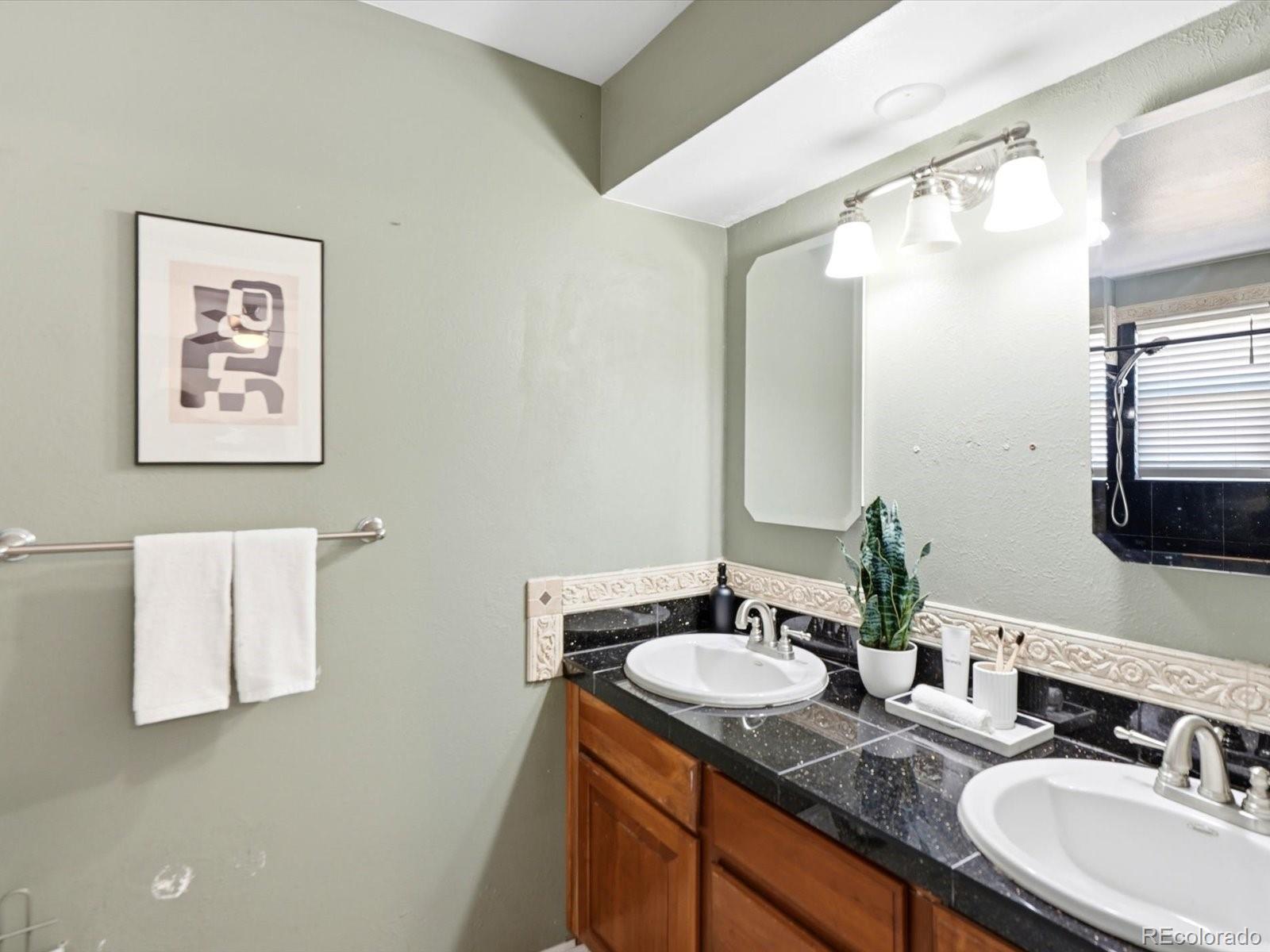 MLS Image #14 for 12106 e louisiana drive,aurora, Colorado