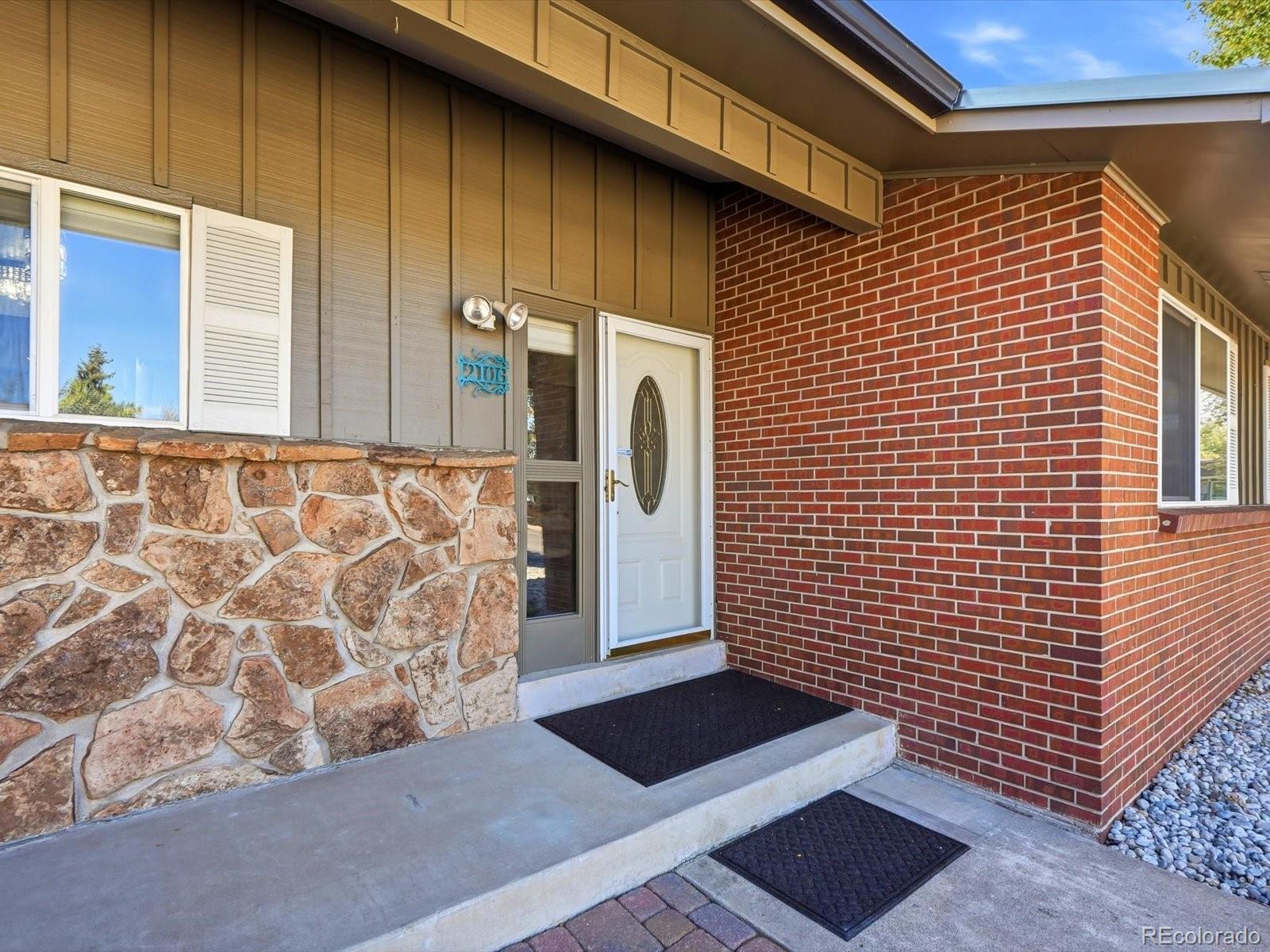 MLS Image #2 for 12106 e louisiana drive,aurora, Colorado