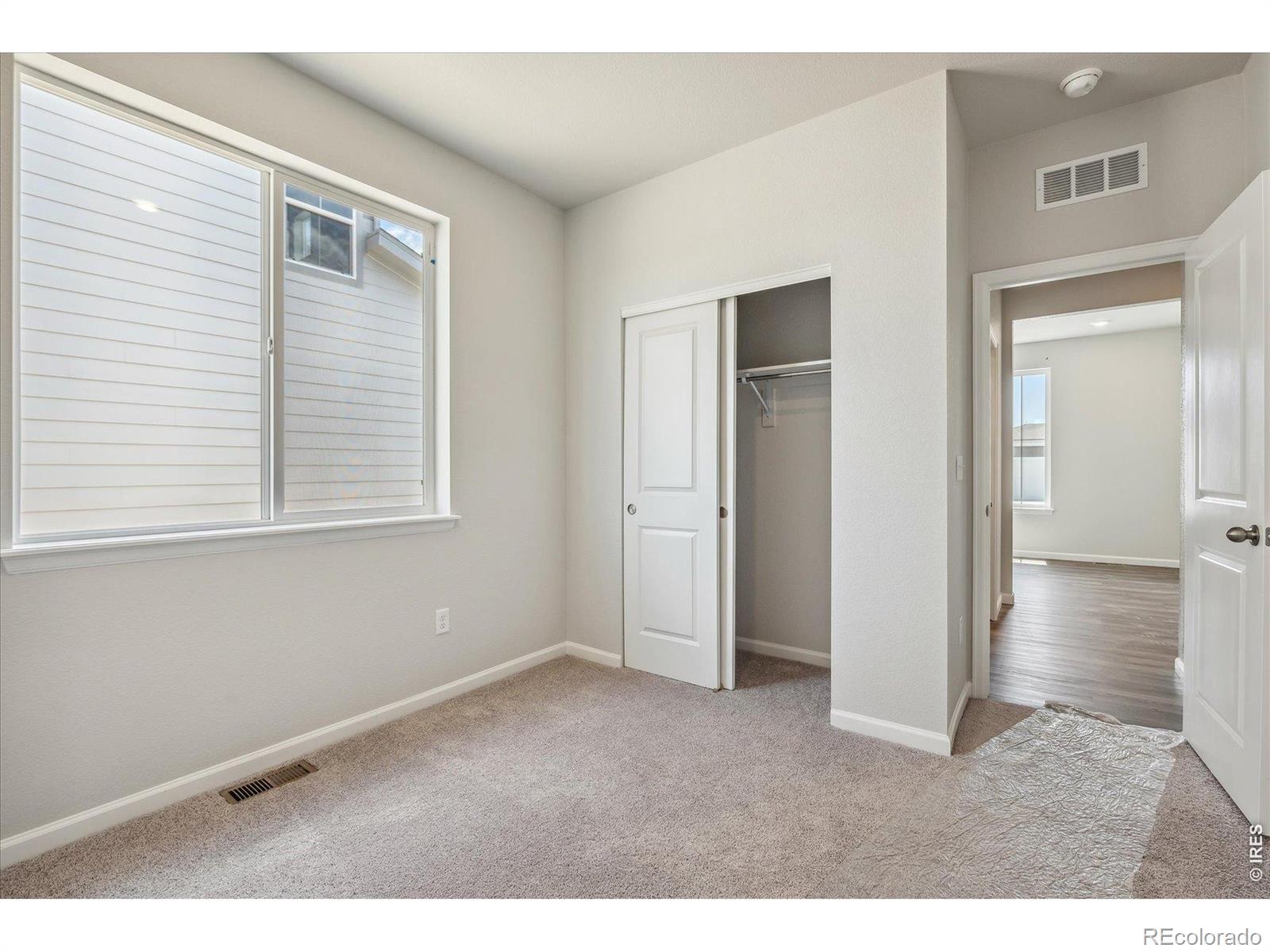 MLS Image #11 for 822  kettlepond way,windsor, Colorado