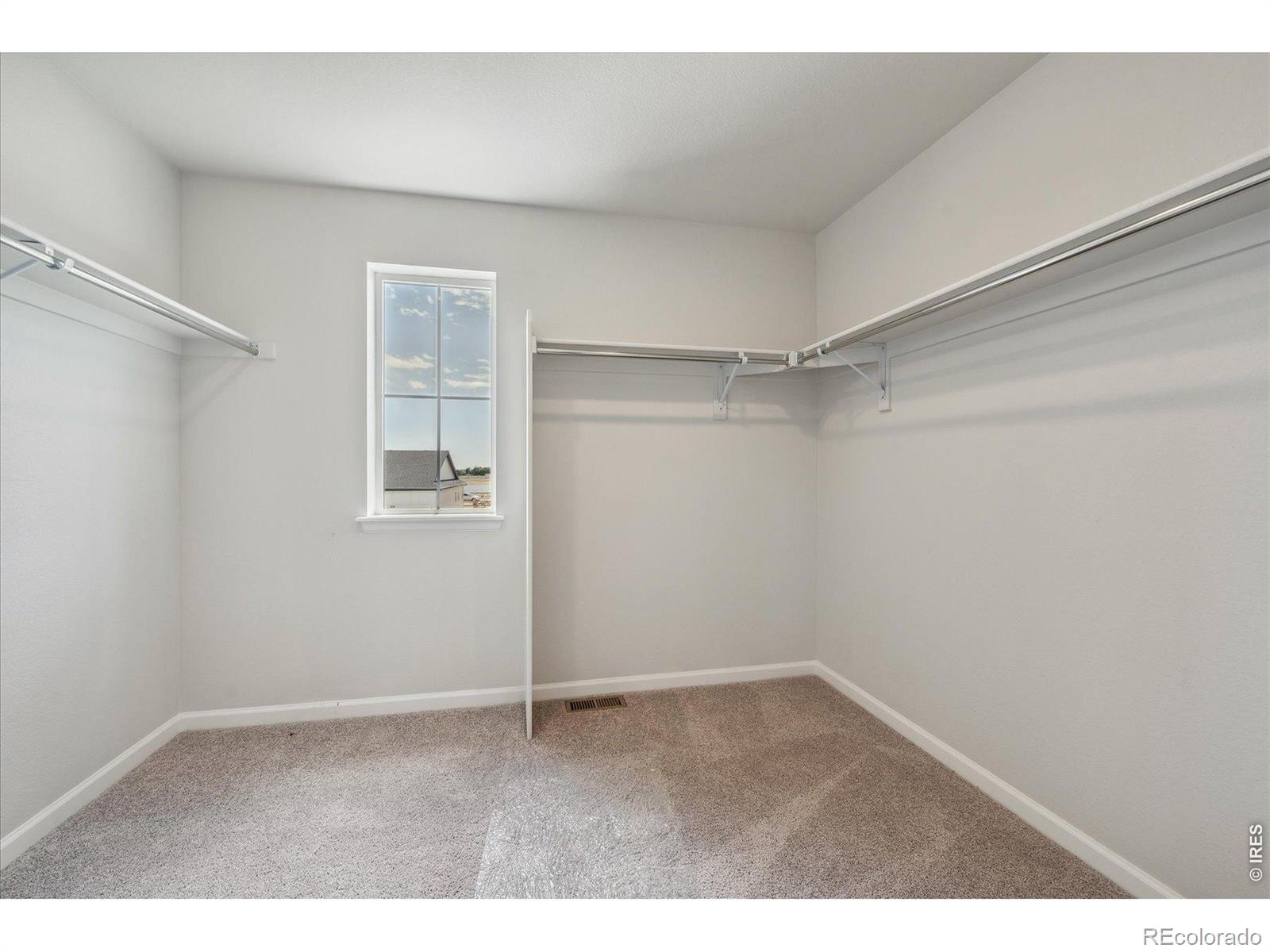 MLS Image #22 for 822  kettlepond way,windsor, Colorado