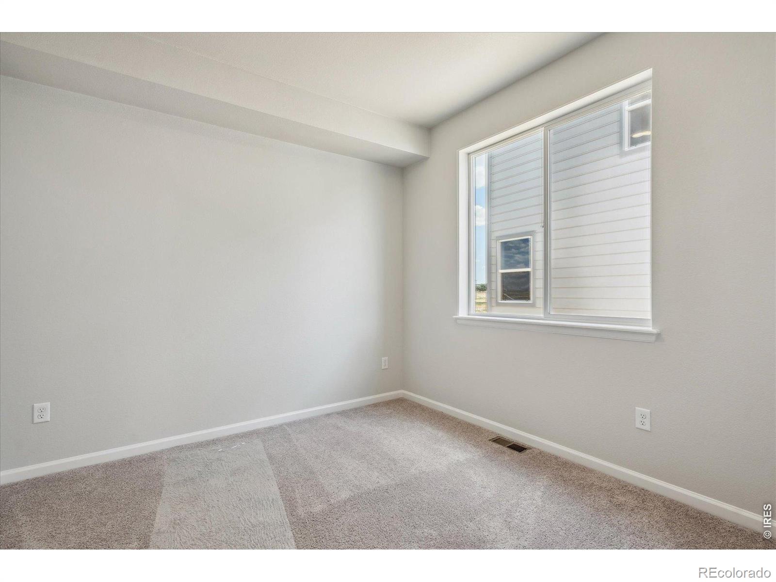 MLS Image #8 for 822  kettlepond way,windsor, Colorado