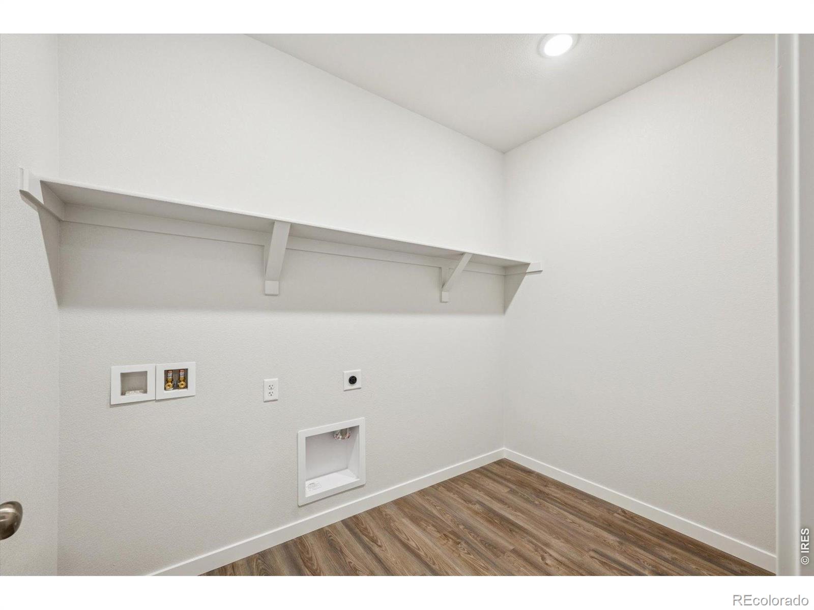 MLS Image #10 for 815  kettlepond way,windsor, Colorado