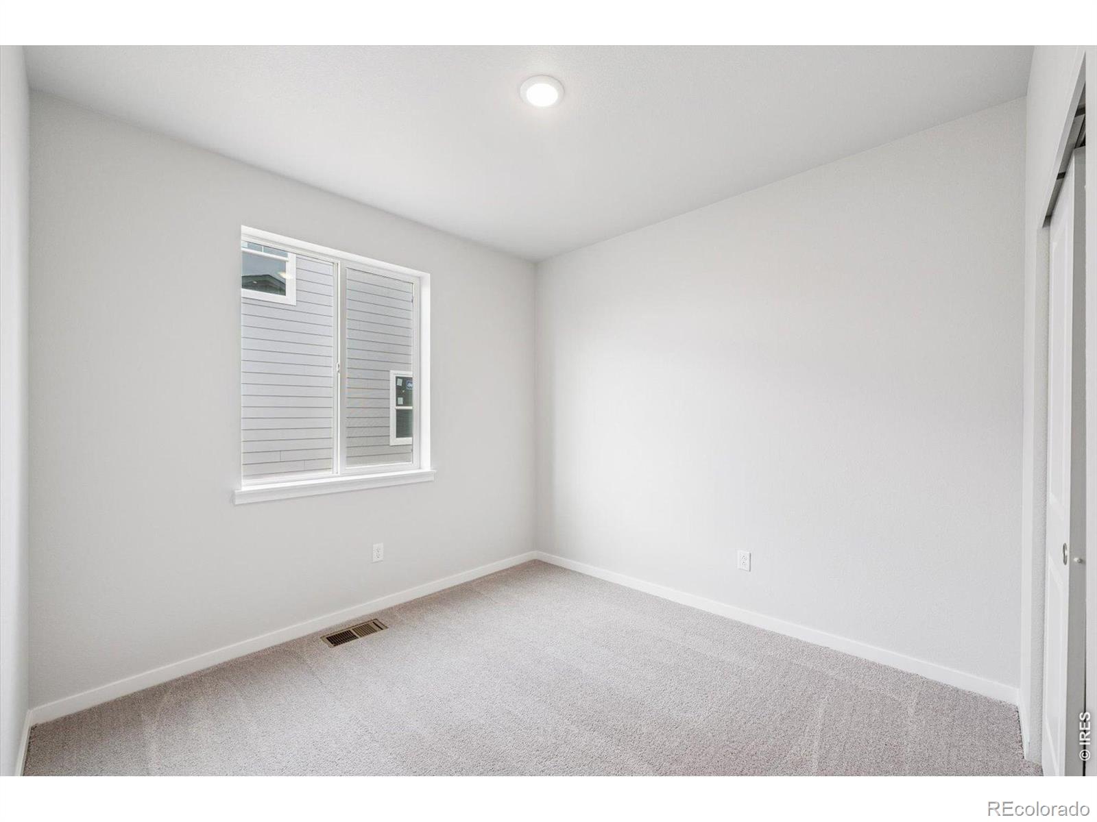 MLS Image #8 for 815  kettlepond way,windsor, Colorado