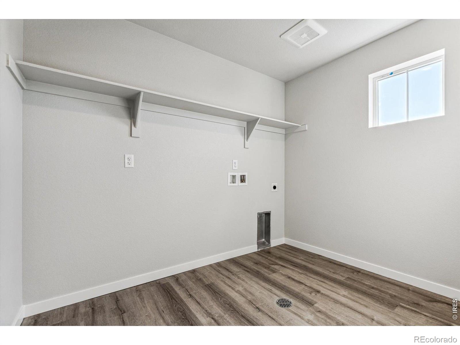MLS Image #21 for 814  kettlepond way,windsor, Colorado