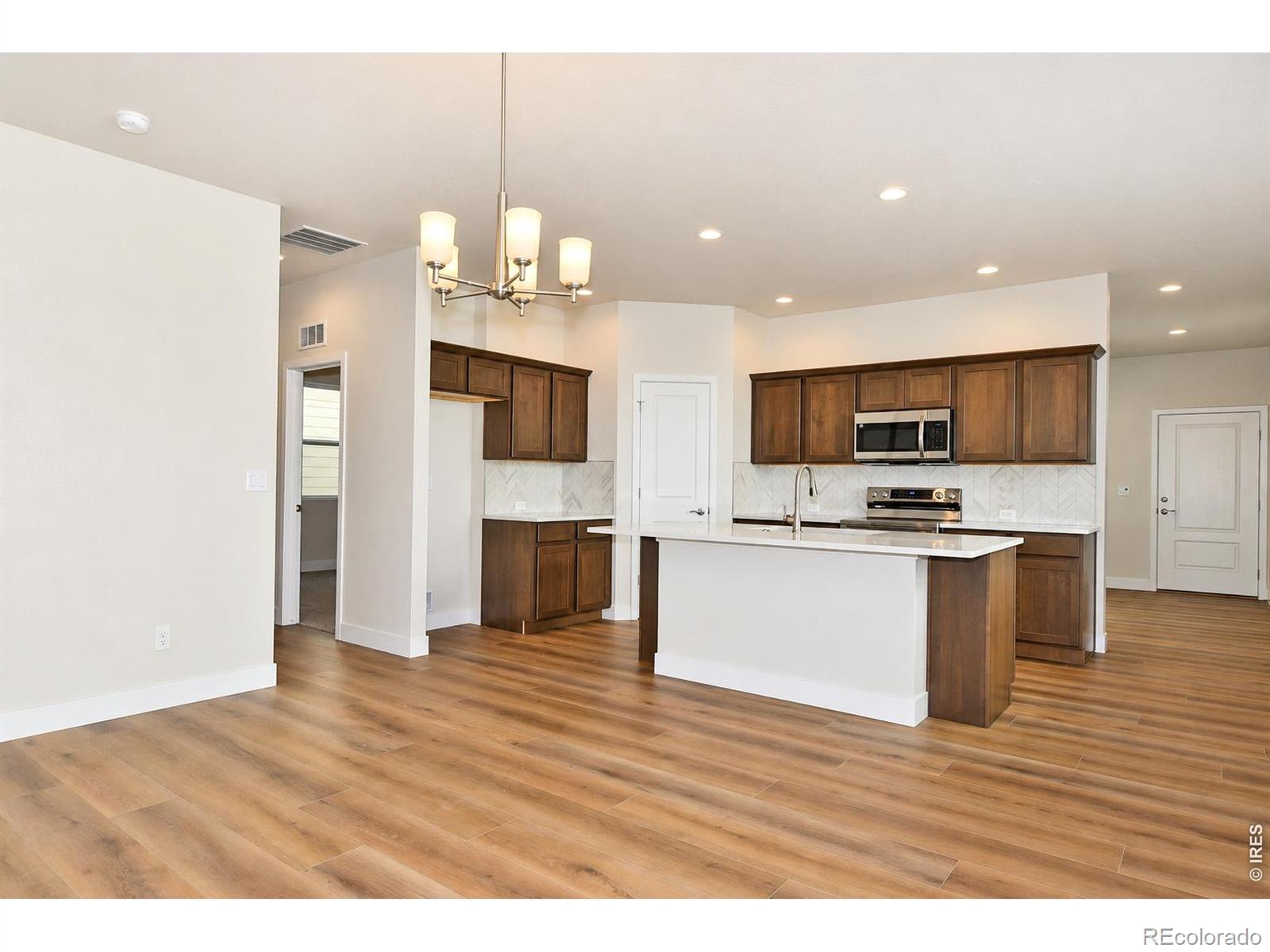 MLS Image #5 for 4752  degas drive,loveland, Colorado