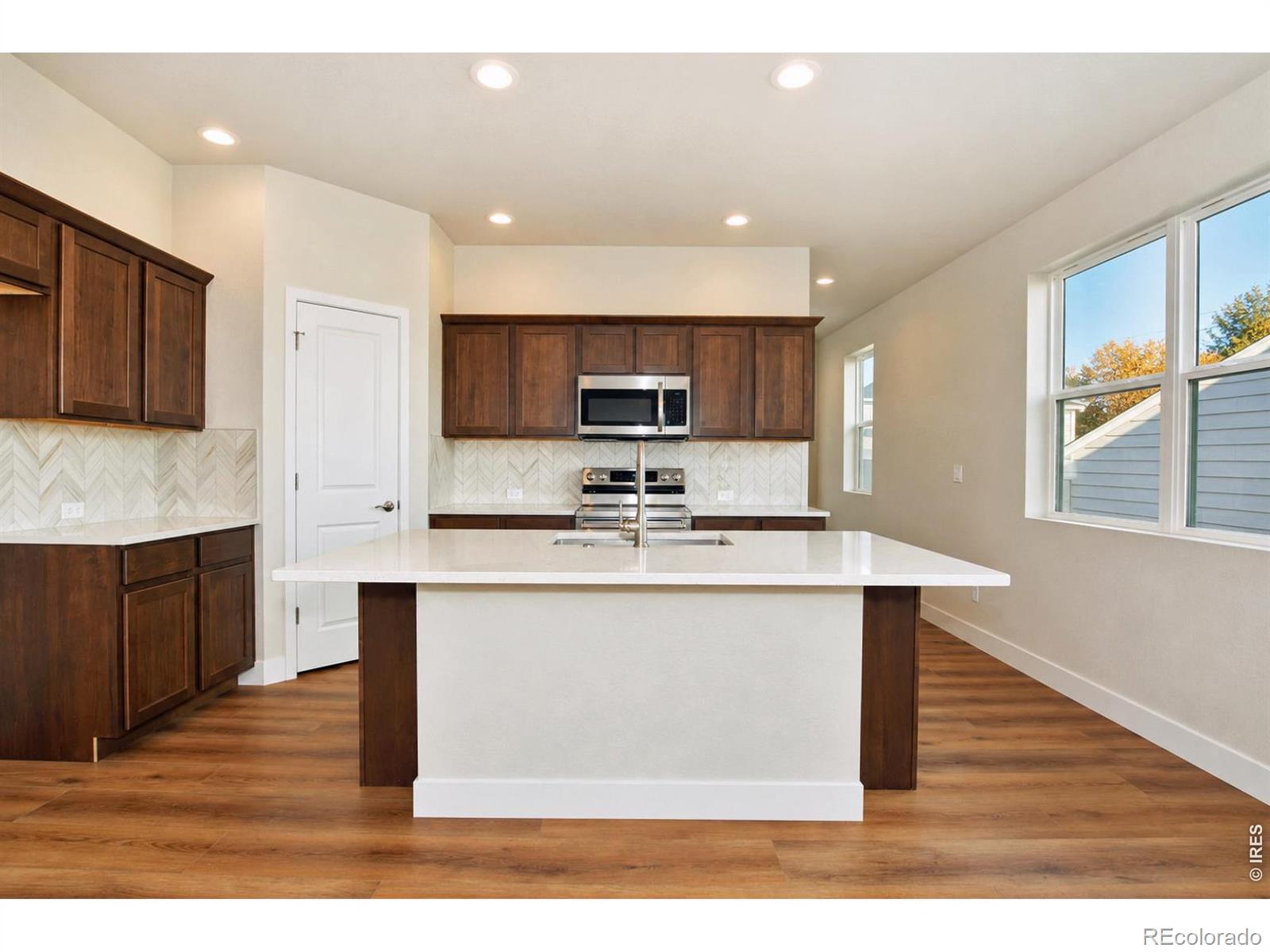 MLS Image #8 for 4752  degas drive,loveland, Colorado