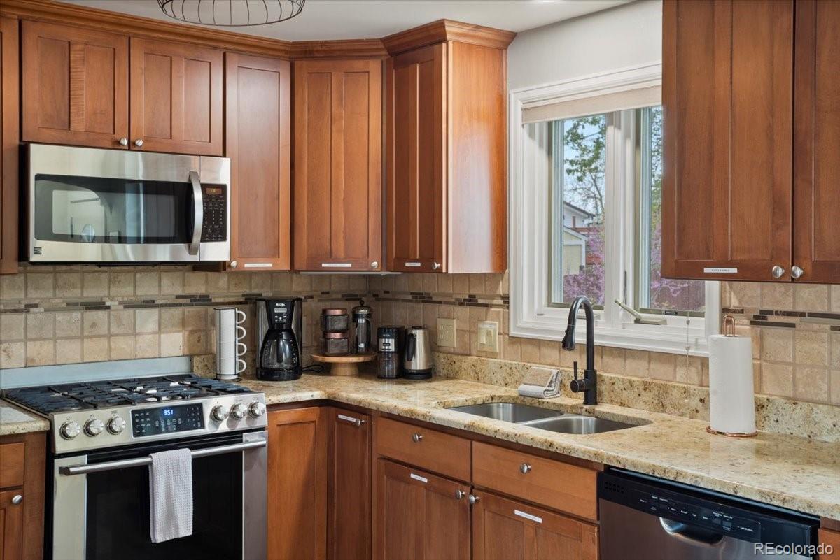 MLS Image #16 for 6053  uno street,arvada, Colorado