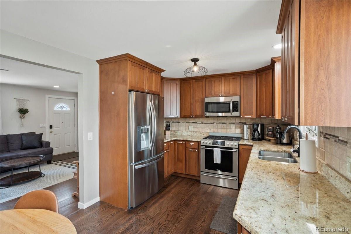 MLS Image #18 for 6053  uno street,arvada, Colorado