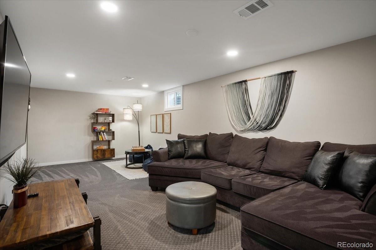 MLS Image #26 for 6053  uno street,arvada, Colorado