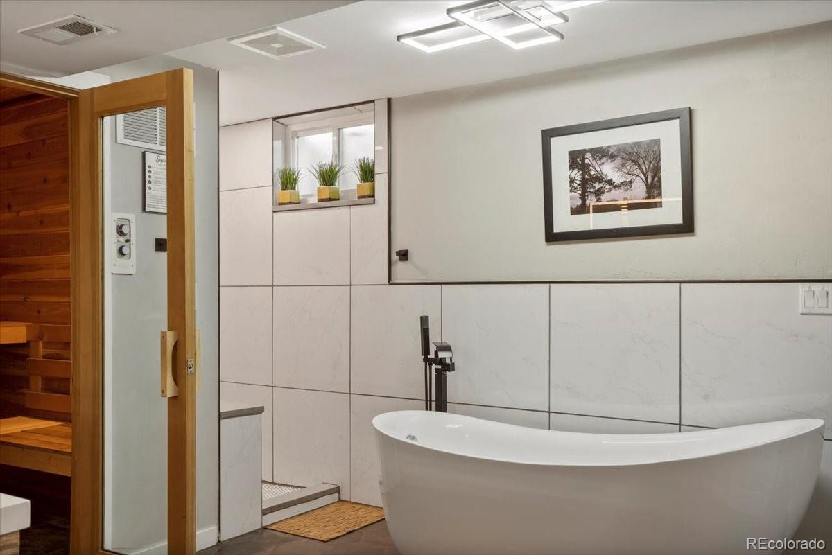 MLS Image #30 for 6053  uno street,arvada, Colorado