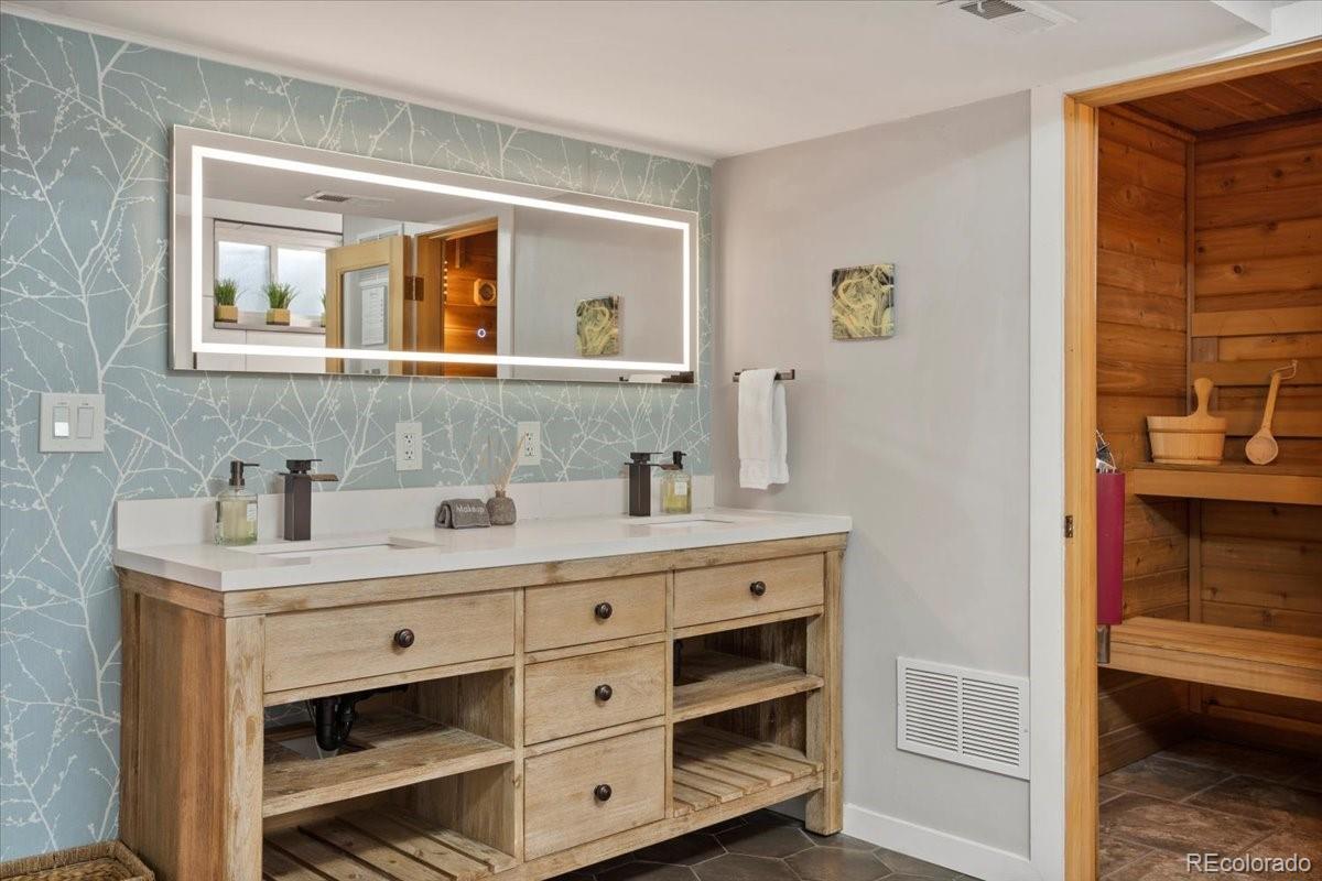 MLS Image #31 for 6053  uno street,arvada, Colorado