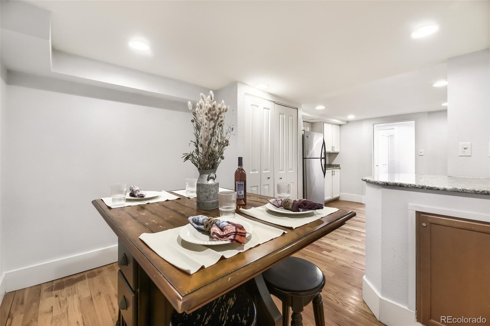 MLS Image #10 for 1374 n ogden street,denver, Colorado