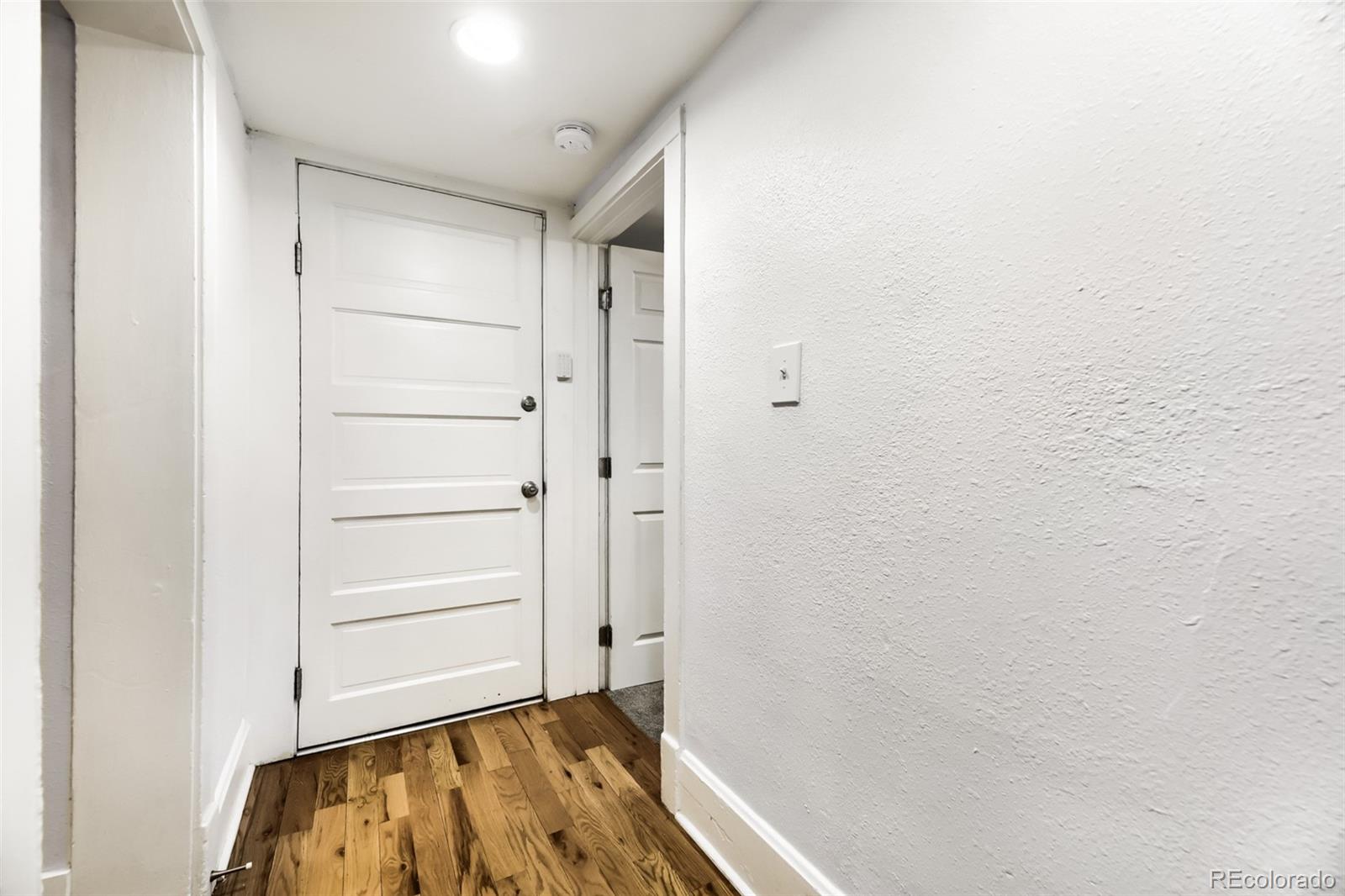 MLS Image #4 for 1374 n ogden street,denver, Colorado