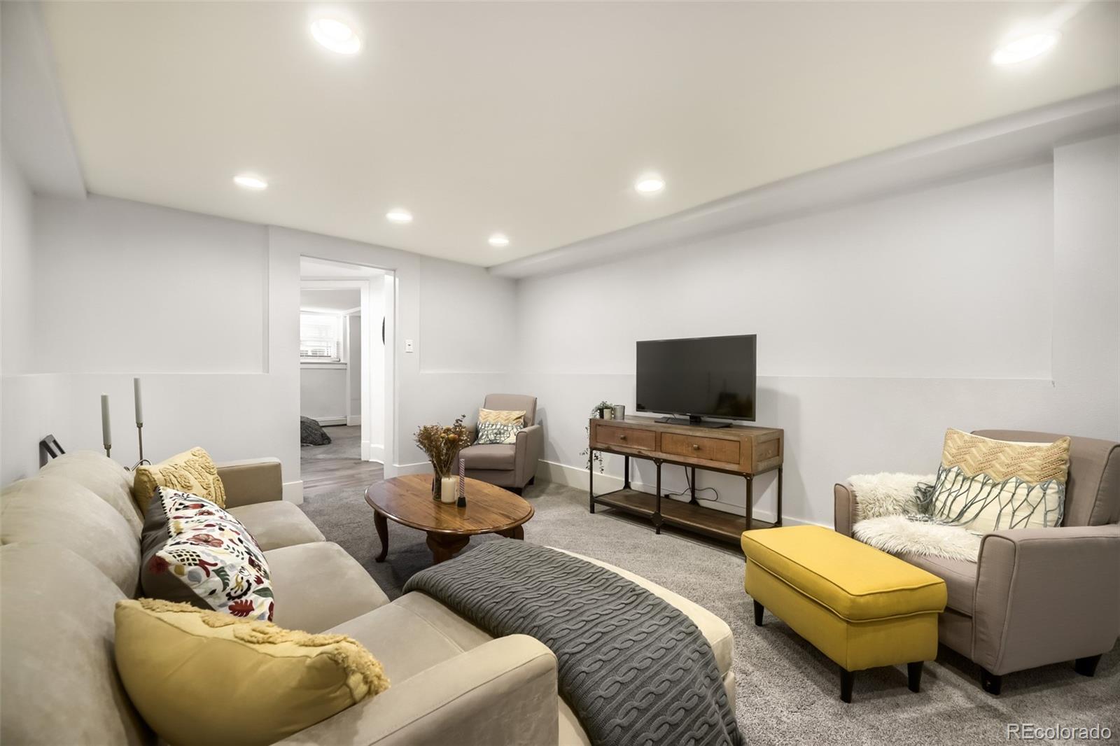 MLS Image #8 for 1374 n ogden street,denver, Colorado