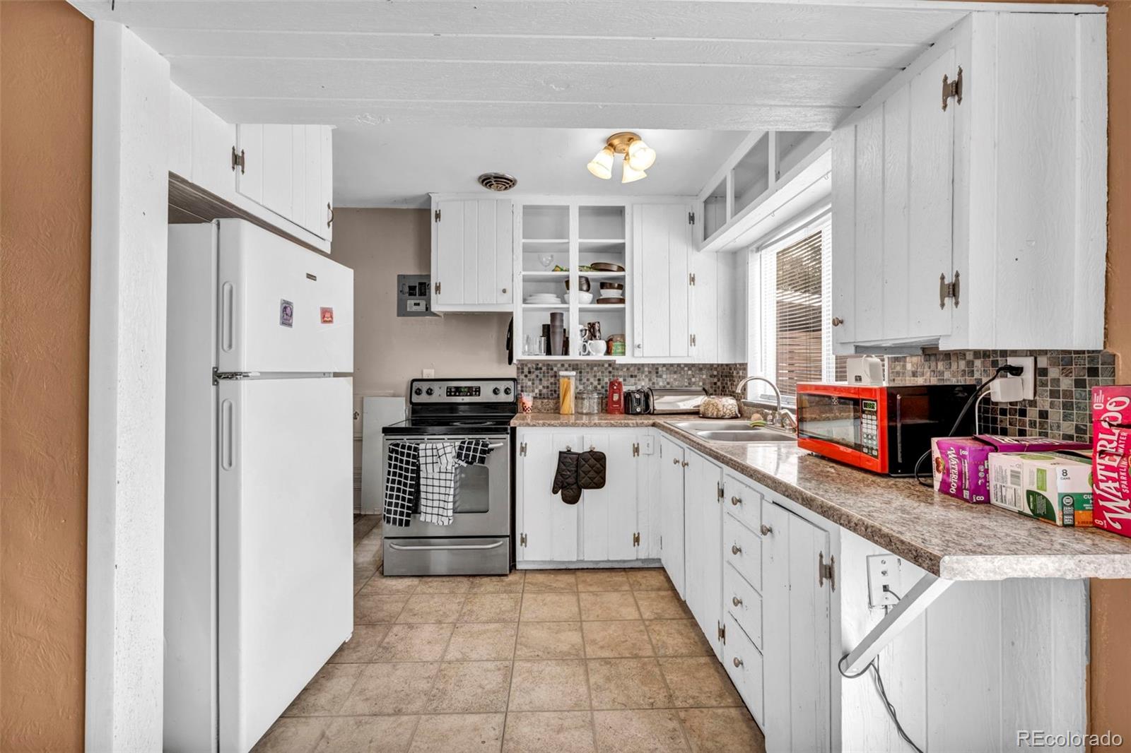 MLS Image #17 for 3975 s pennsylvania street,englewood, Colorado