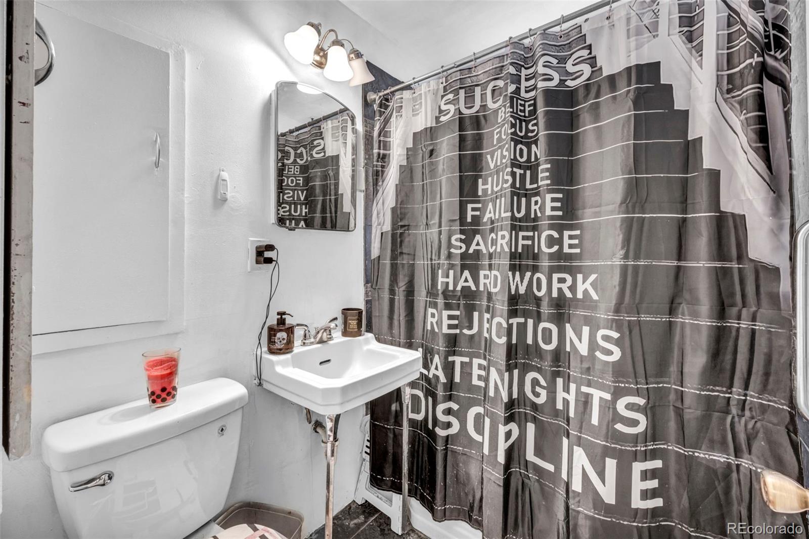 MLS Image #27 for 3975 s pennsylvania street,englewood, Colorado